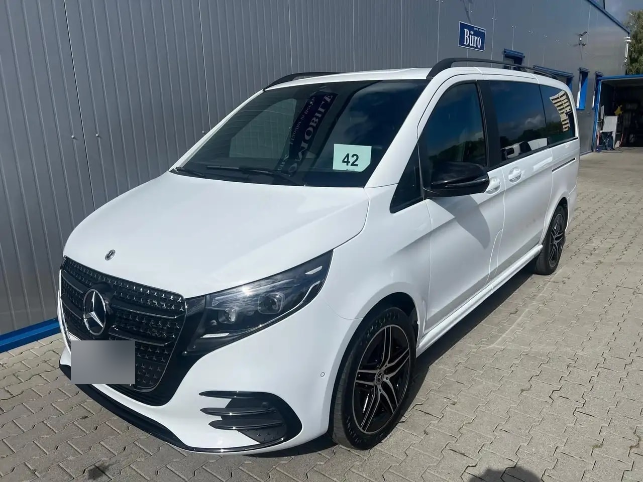 Mercedes-Benz V 250 4M LANG AMG LIEGEPAKET AHK 360° FACELIFT