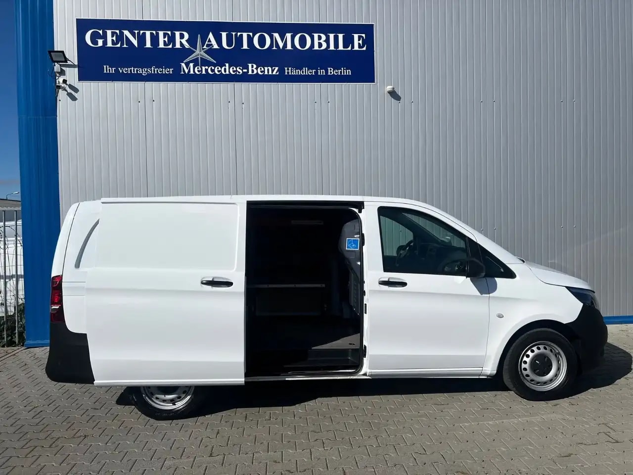 Mercedes-Benz Vito 110 LANG 6G KLIMA TEMPOMAT 3-SITZE SCHRÄNKE 6