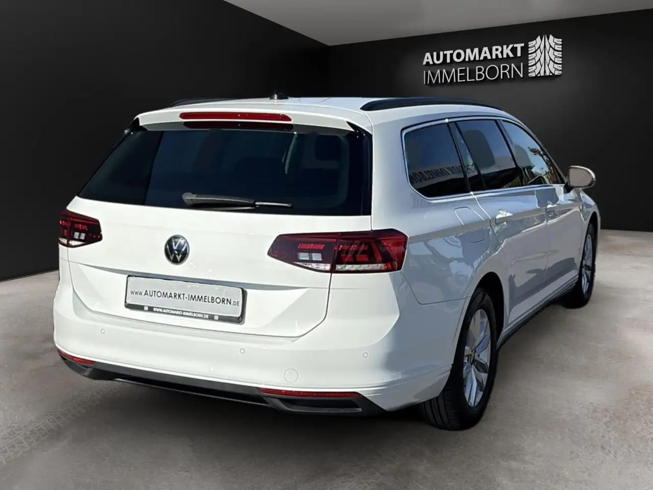 Volkswagen Passat Panorama*ACC*LED*Massag*Spur*Kamera*AHK 7