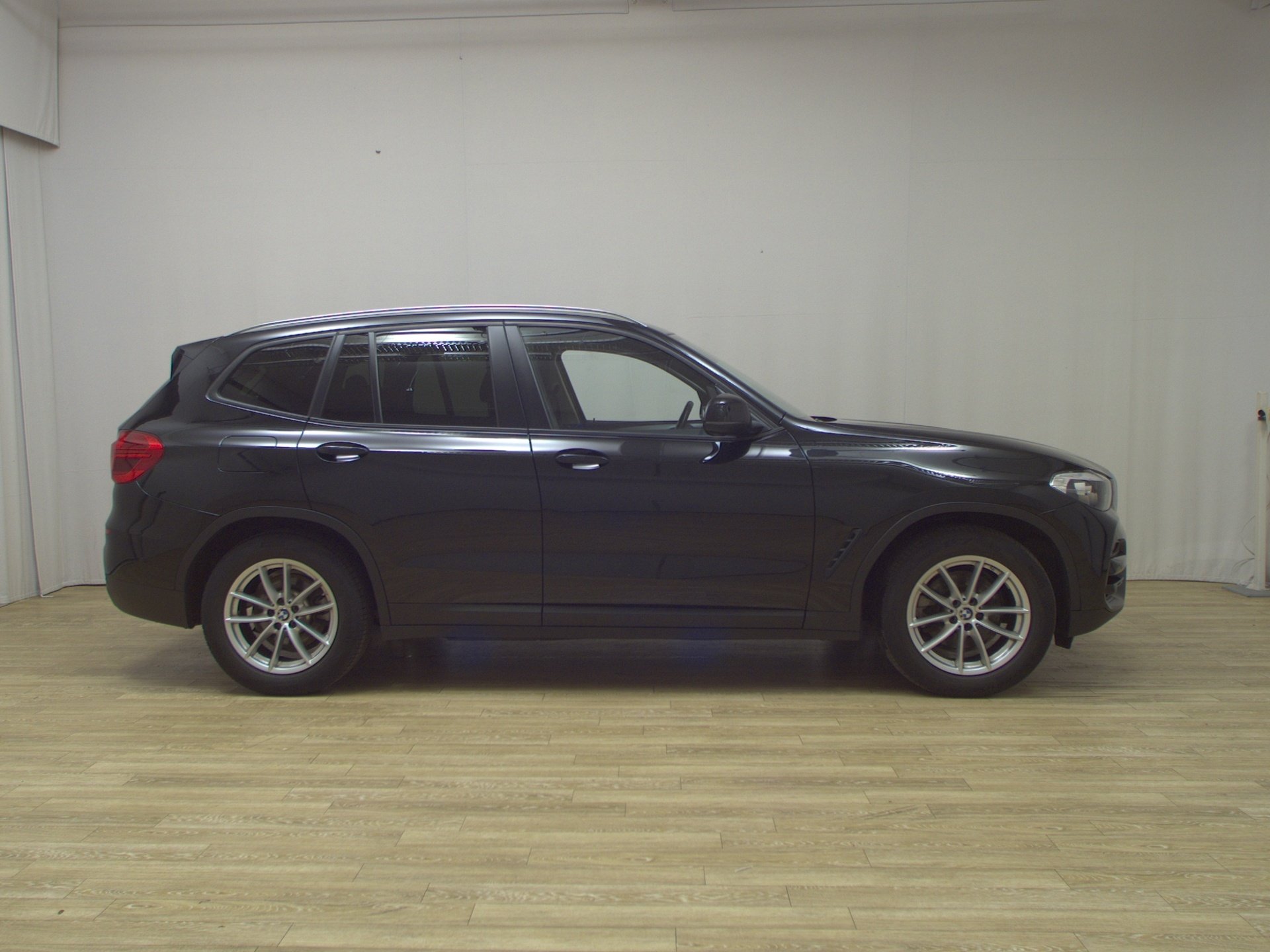 BMW X3 xDrive20d Navi LED AHK DA DAB PDC