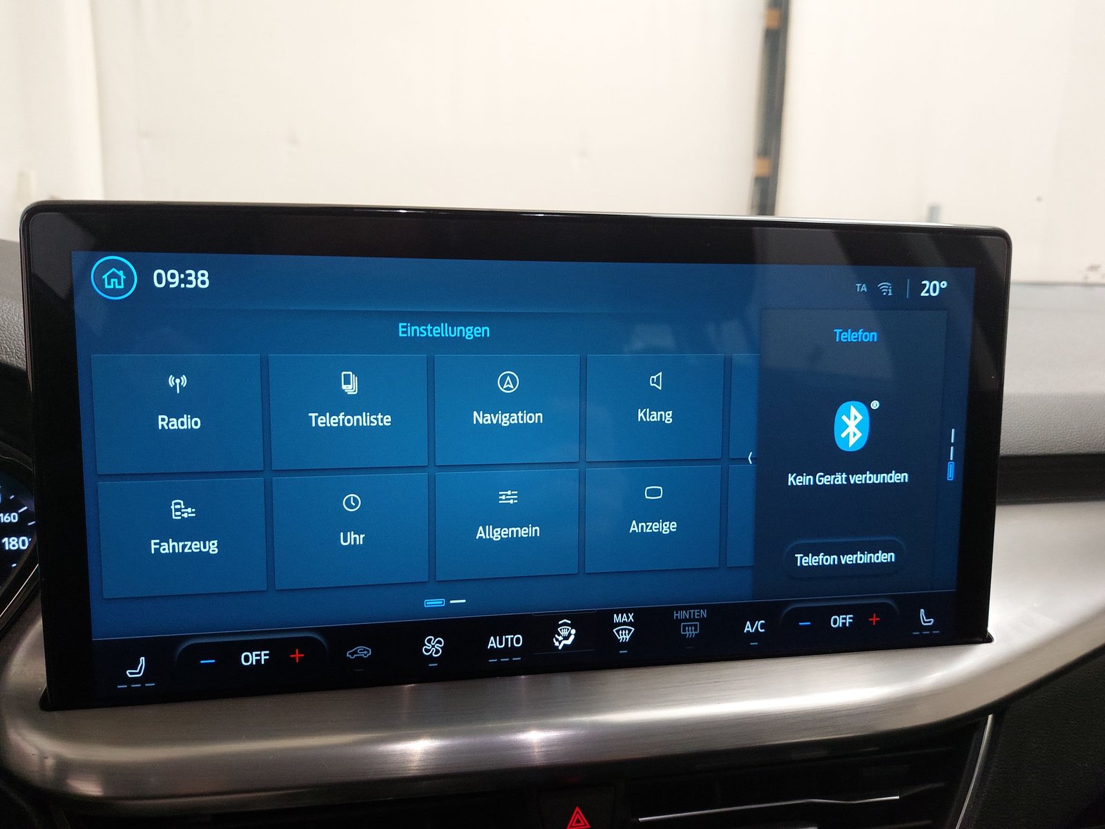 Ford Focus Turnier 1.5 EB Titanium NAVI LED SHZ RFK ACC 20