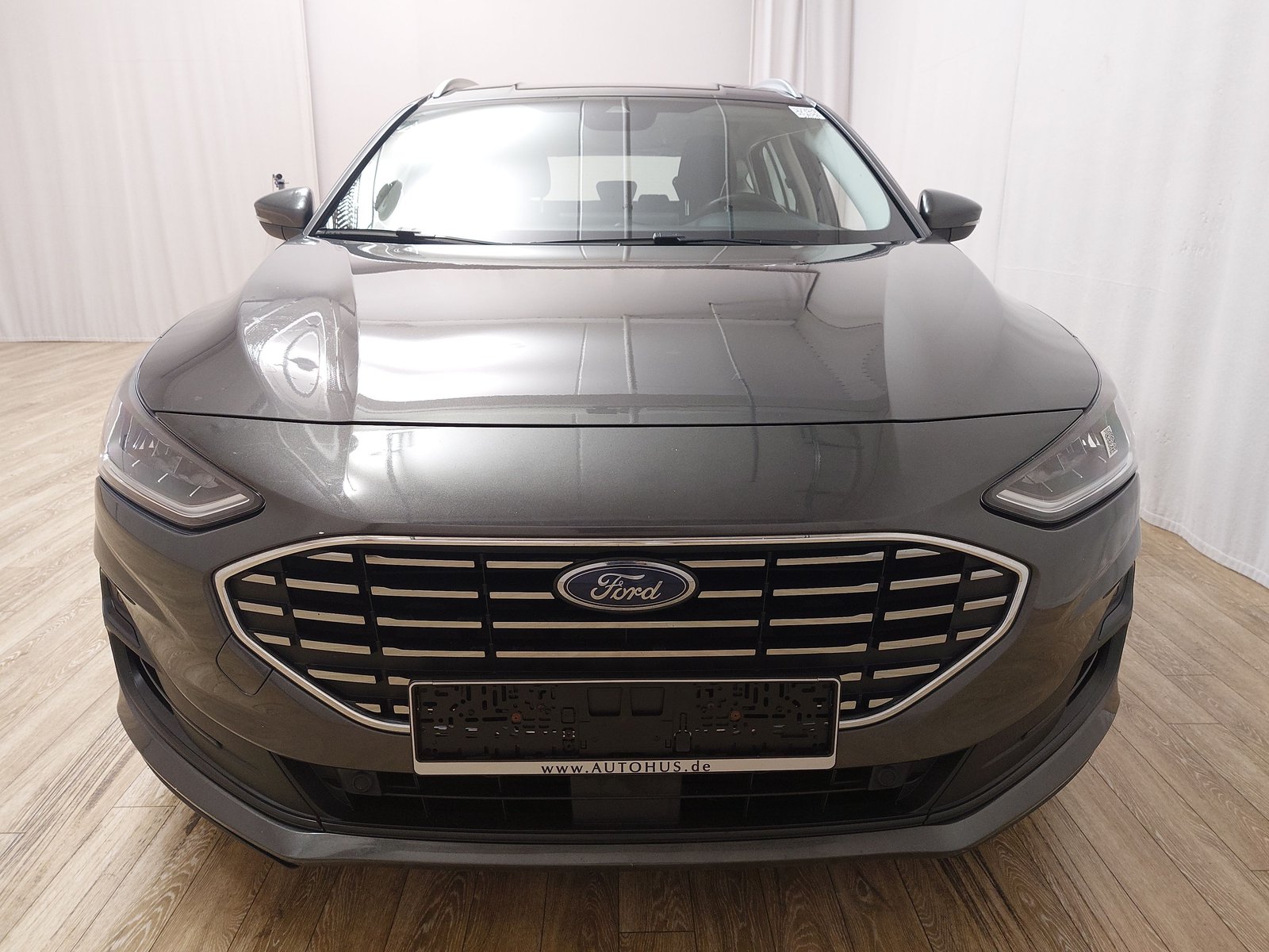 Ford Focus Turnier 1.5 EB Titanium NAVI LED SHZ RFK ACC 9