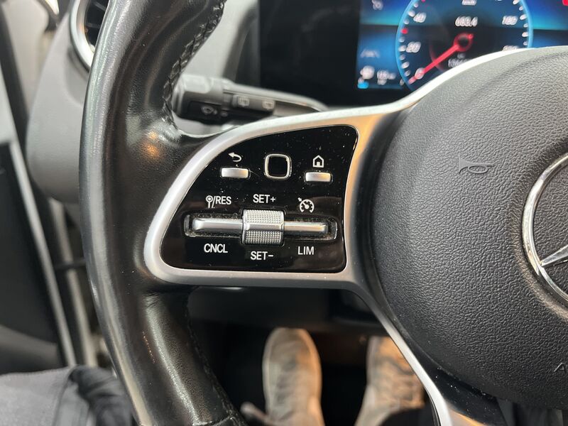 Mercedes-Benz GLB 200 d Progressive Navi LED 9