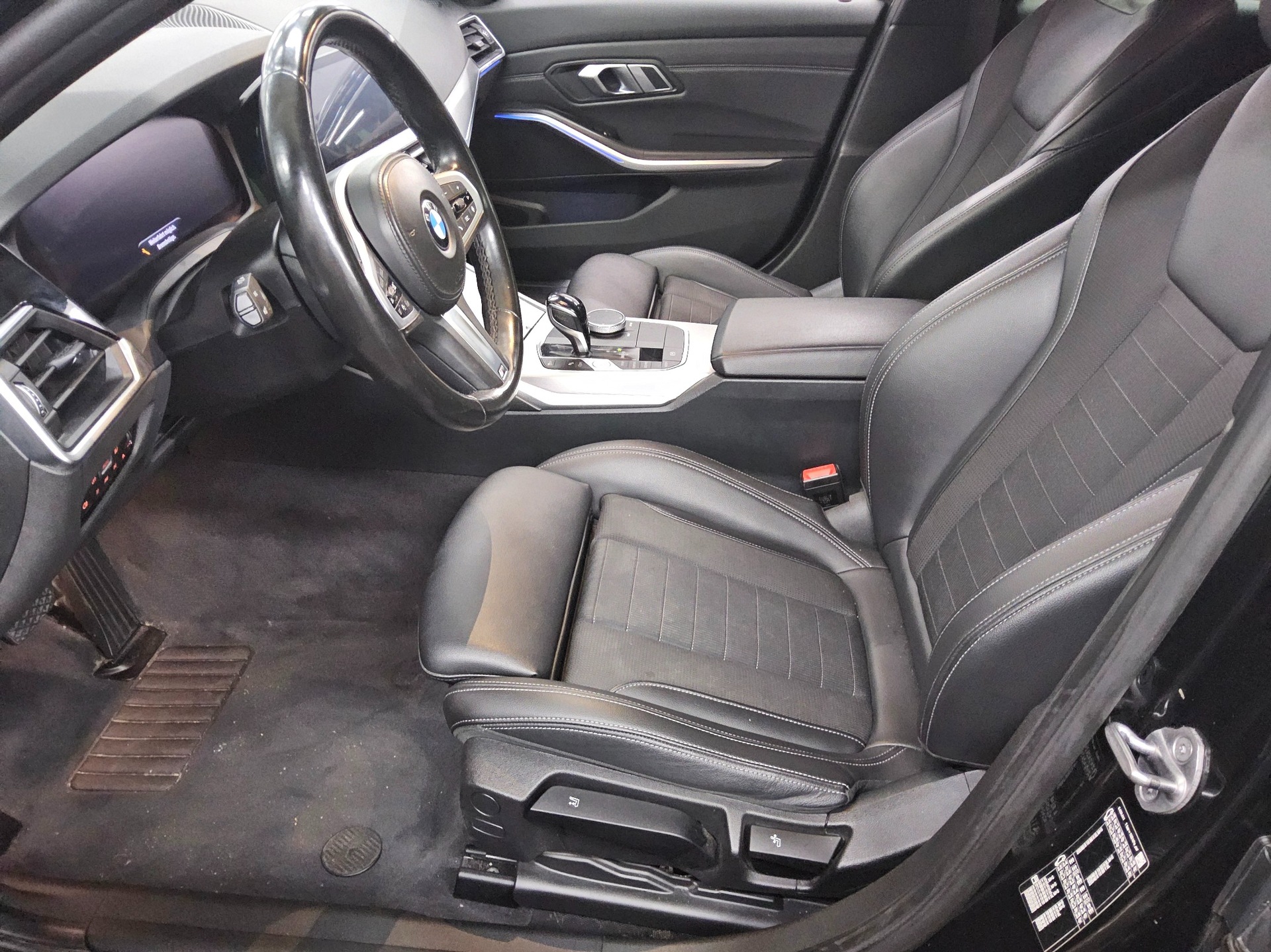 BMW 320iA Touring Sport-Line Navi LED LC-Pro RFK ACC 9