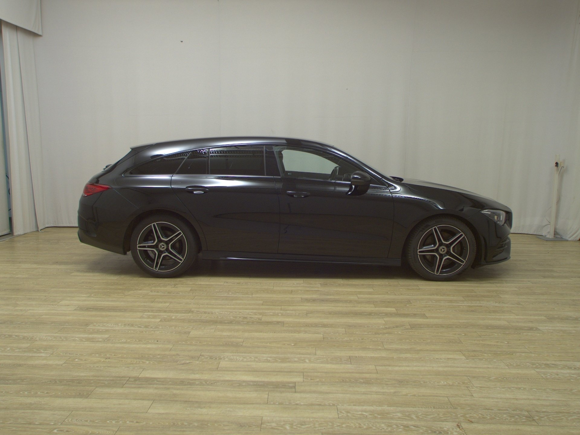 Mercedes-Benz CLA 220 SB d 4M AMG-Line Night Nav MB-LED Distr.
