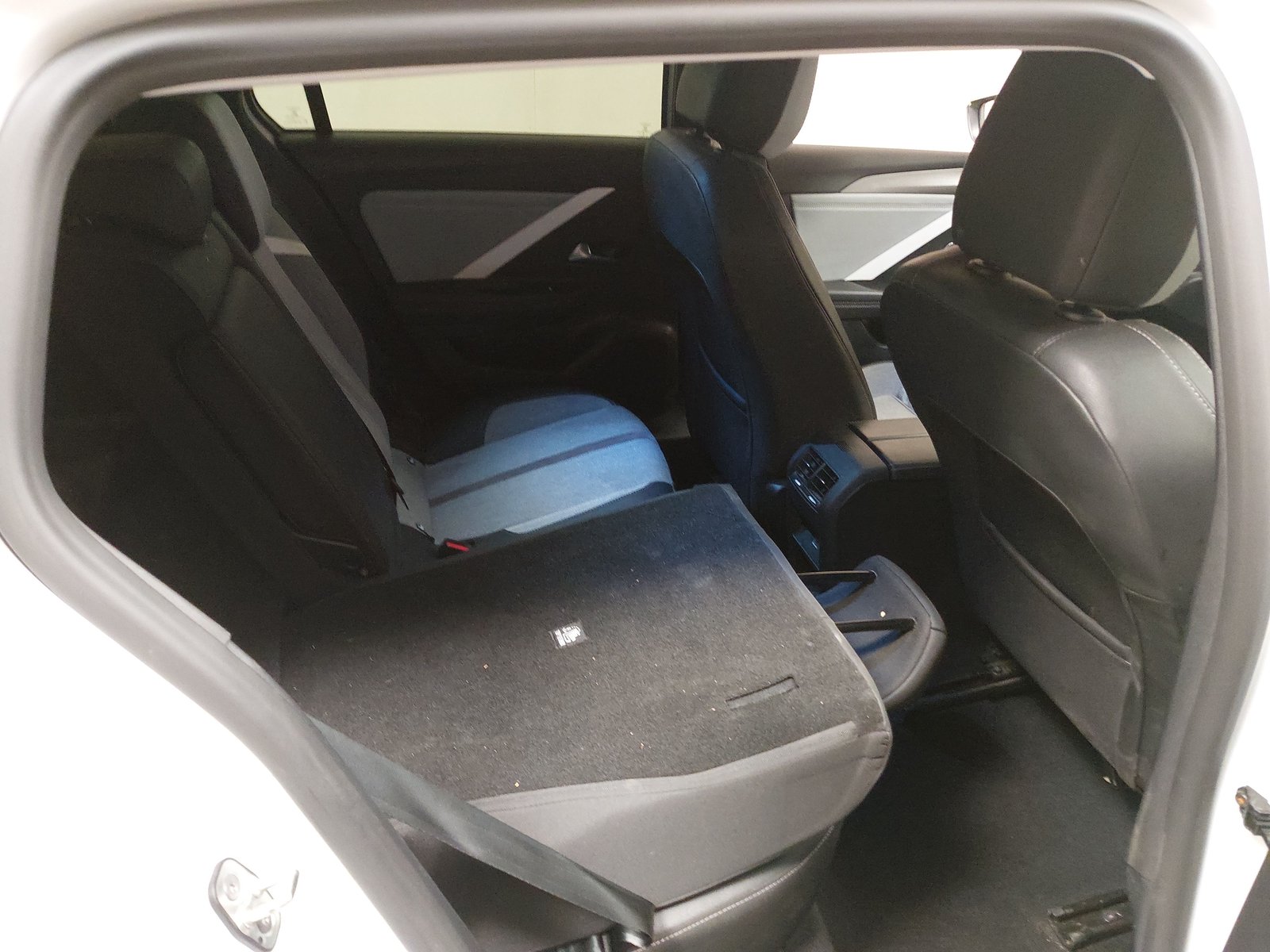 Opel Astra ST 1.5 D Elegance T-Leder Navi SHZ RFK LED 11