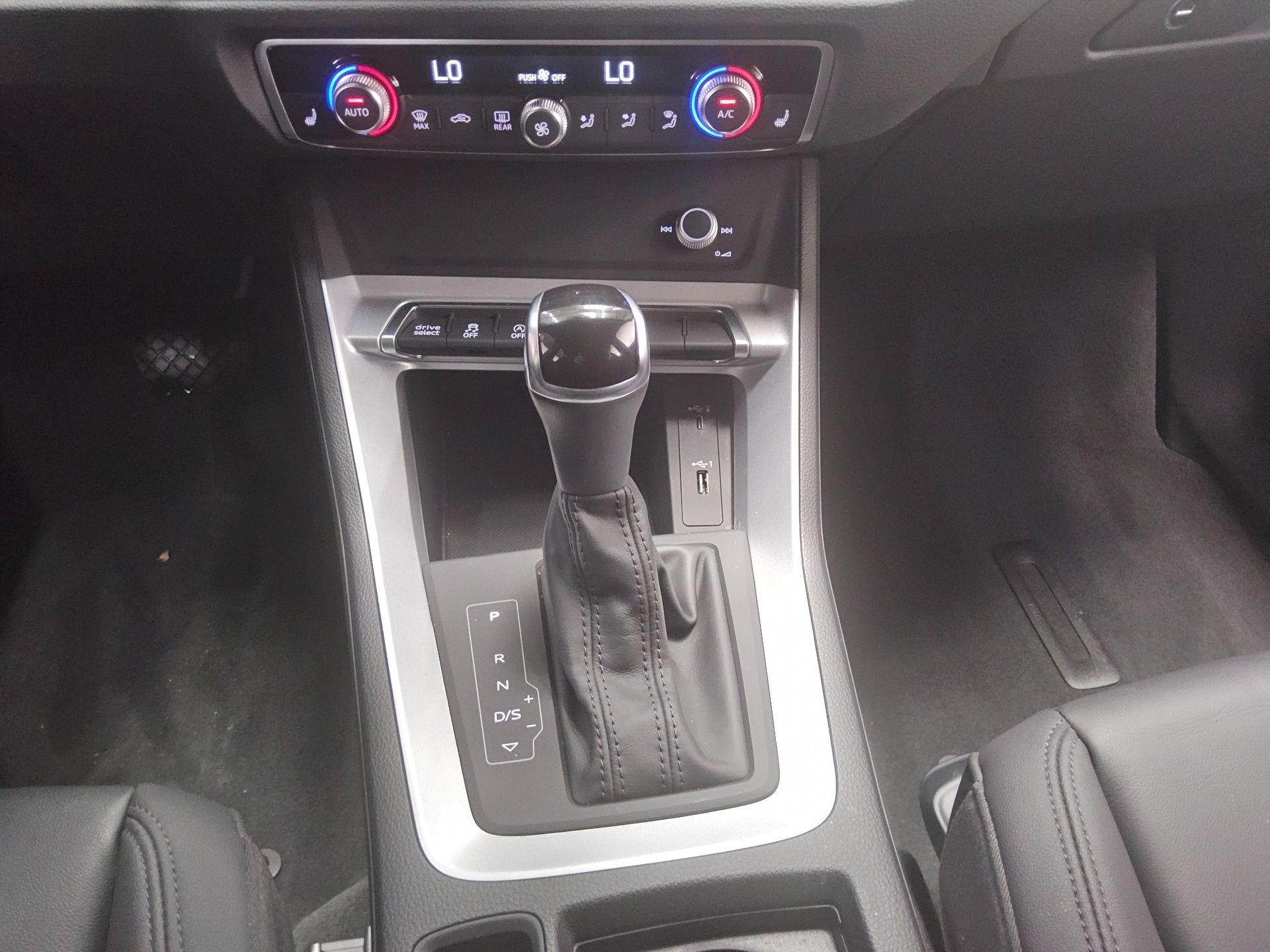 Audi Q3 Sportback 35 TDI Leder Navi LED vc 6