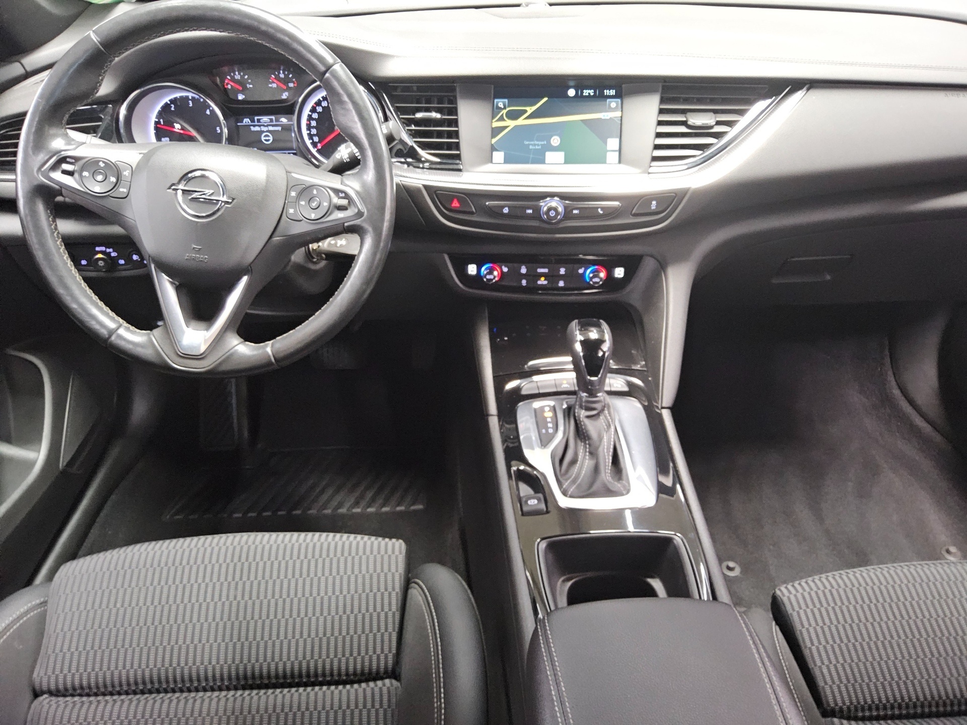 Opel Insignia ST 2.0 CDTI Business Ed. Navi LED AHK 5