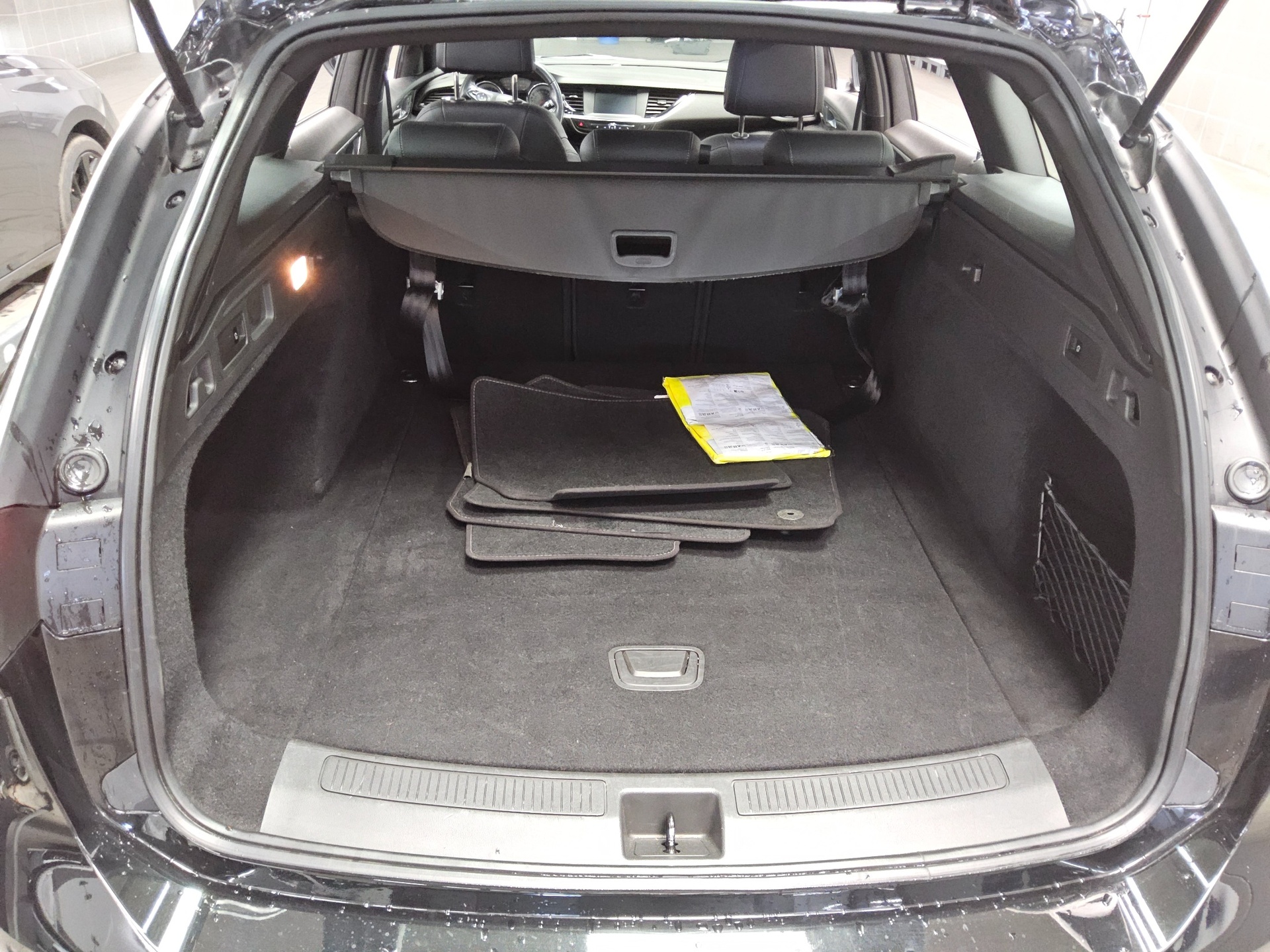 Opel Insignia ST 2.0 CDTI Business Ed. Navi LED AHK 11