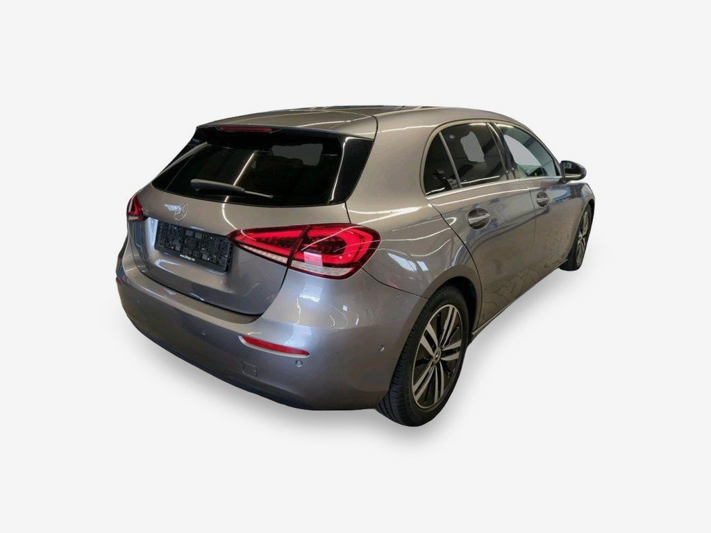 Mercedes-Benz A 180 d Style NAVI LED T-LEDER SHZ PANO 2
