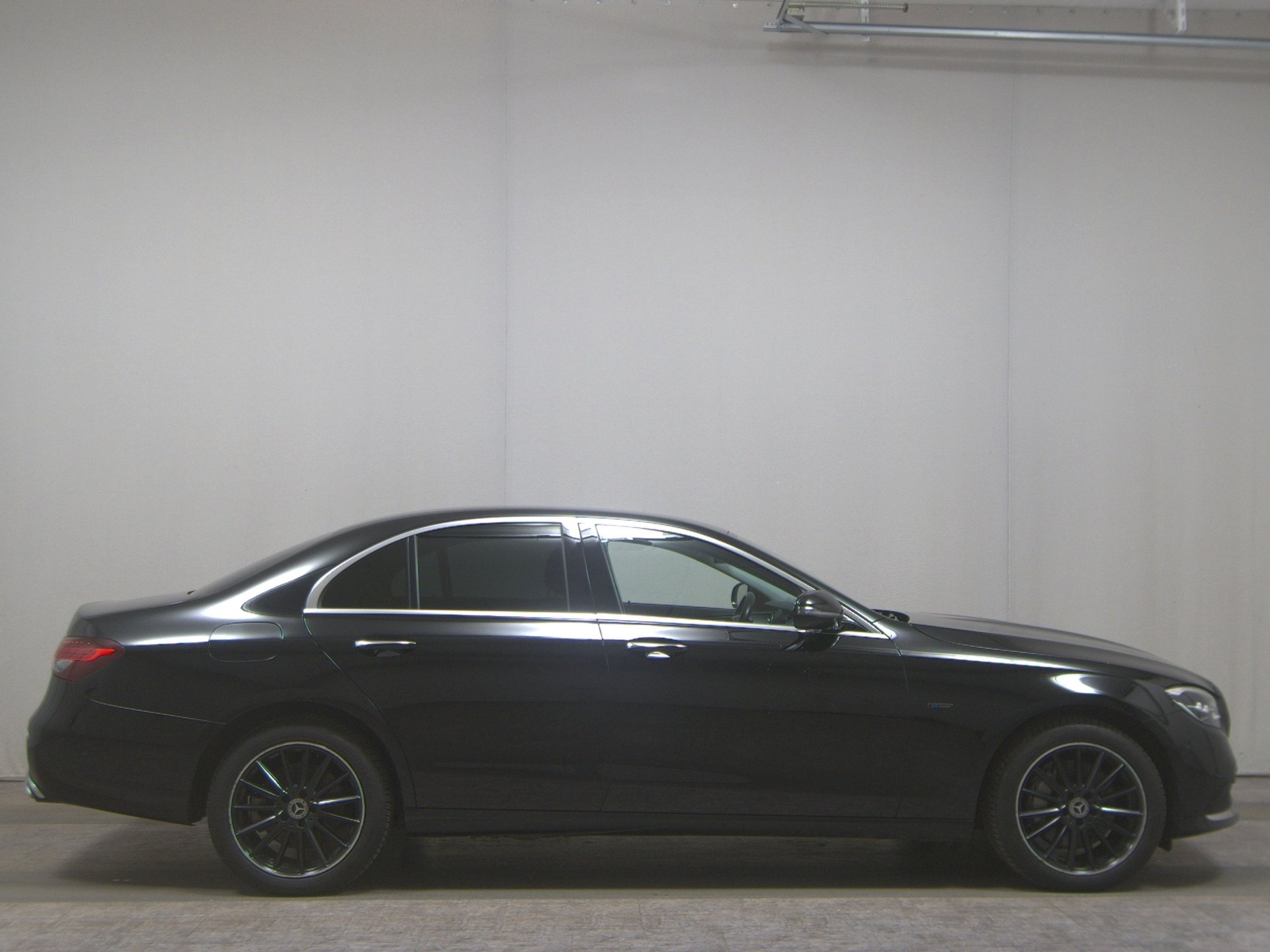 Mercedes-Benz E 300 de Widescreen LED RFK PDC