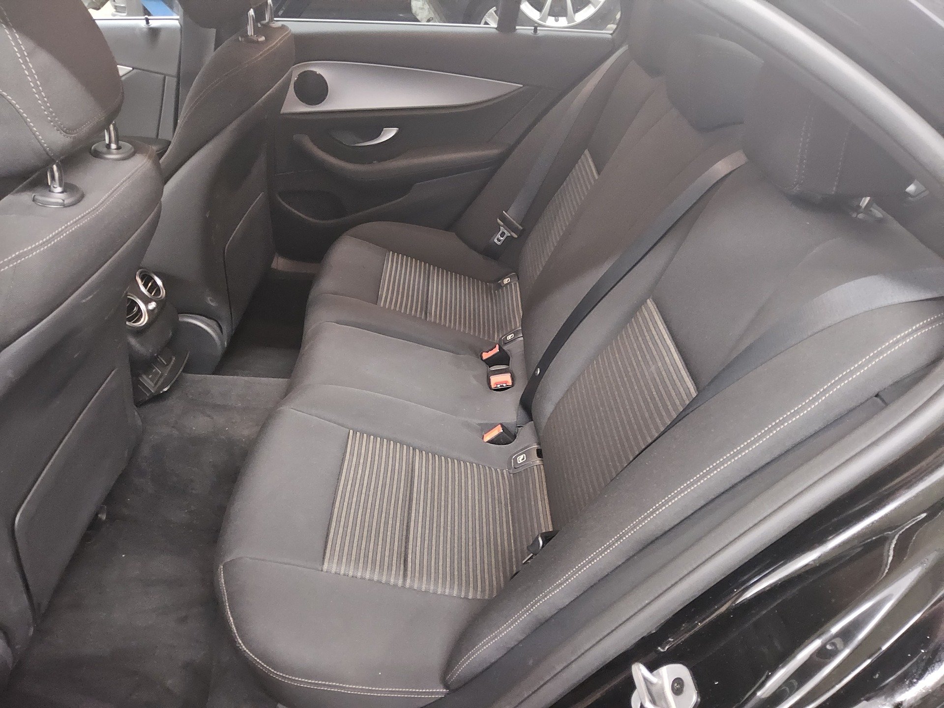 Mercedes-Benz E 300 de Widescreen LED RFK PDC 13