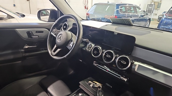 Mercedes-Benz GLB 200 d 4M Style T-Leder NAVI SHZ RFK LED 6