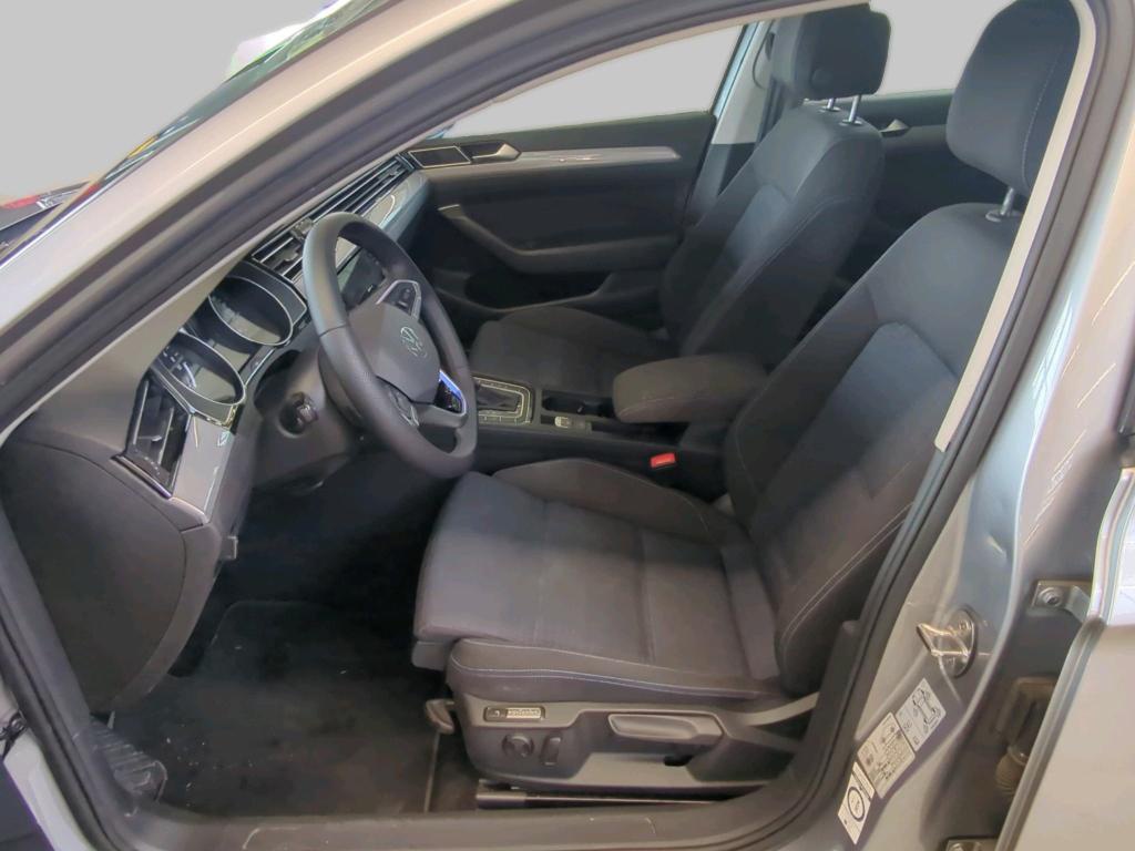 Volkswagen Passat Variant GTE 1.4 TSI GTE Navi LED AHK RFK 6