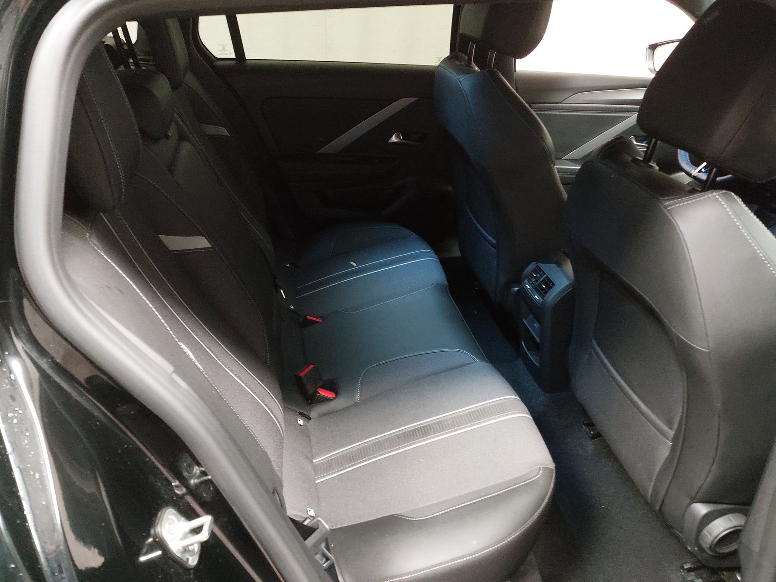 Opel Astra ST 1.5 D GS Line T-Leder Navi LED Shz 12