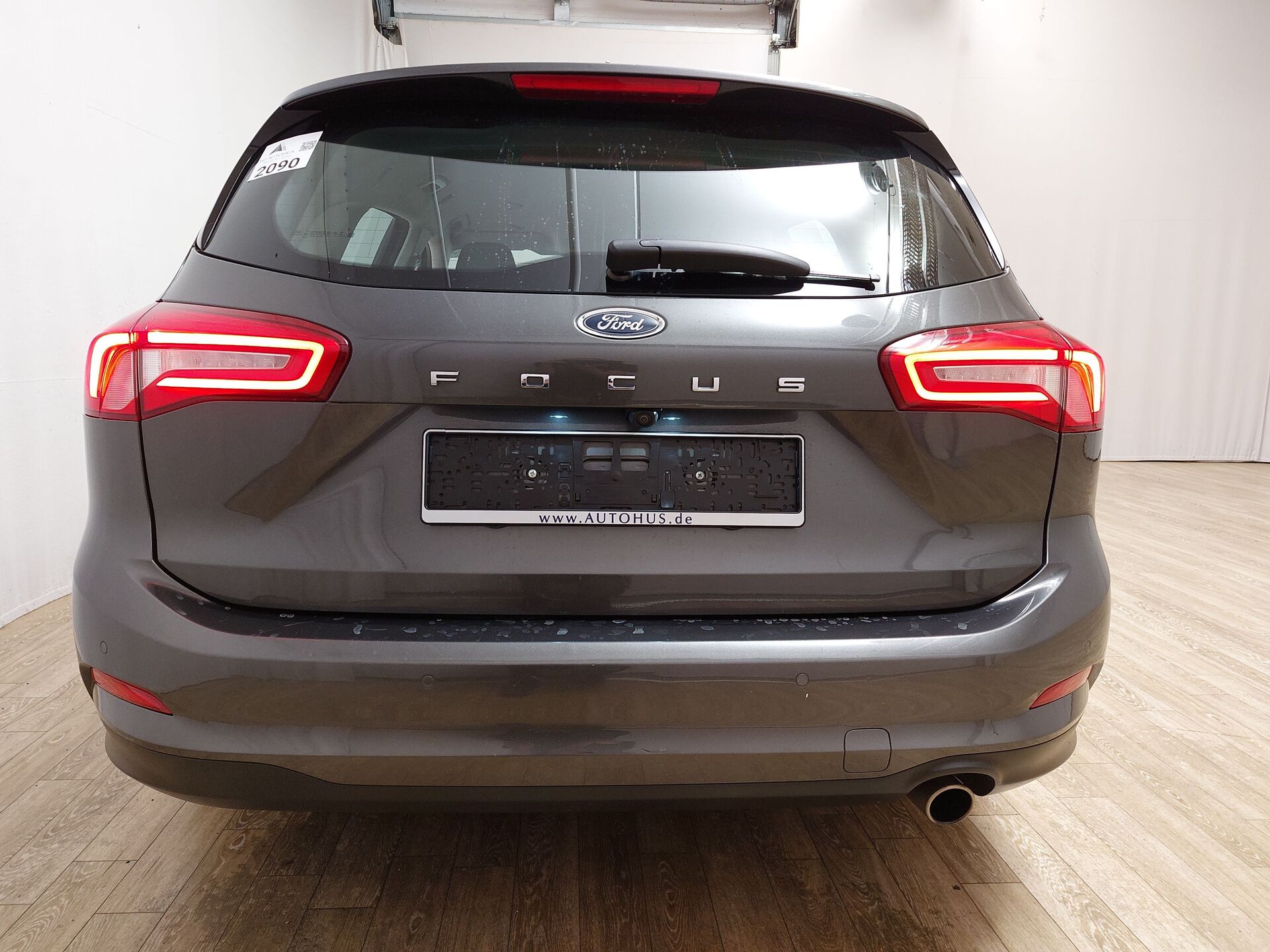 Ford Focus Turnier 1.5 EB Titanium NAVI KLIMAAUT SHZ RFK LED 6