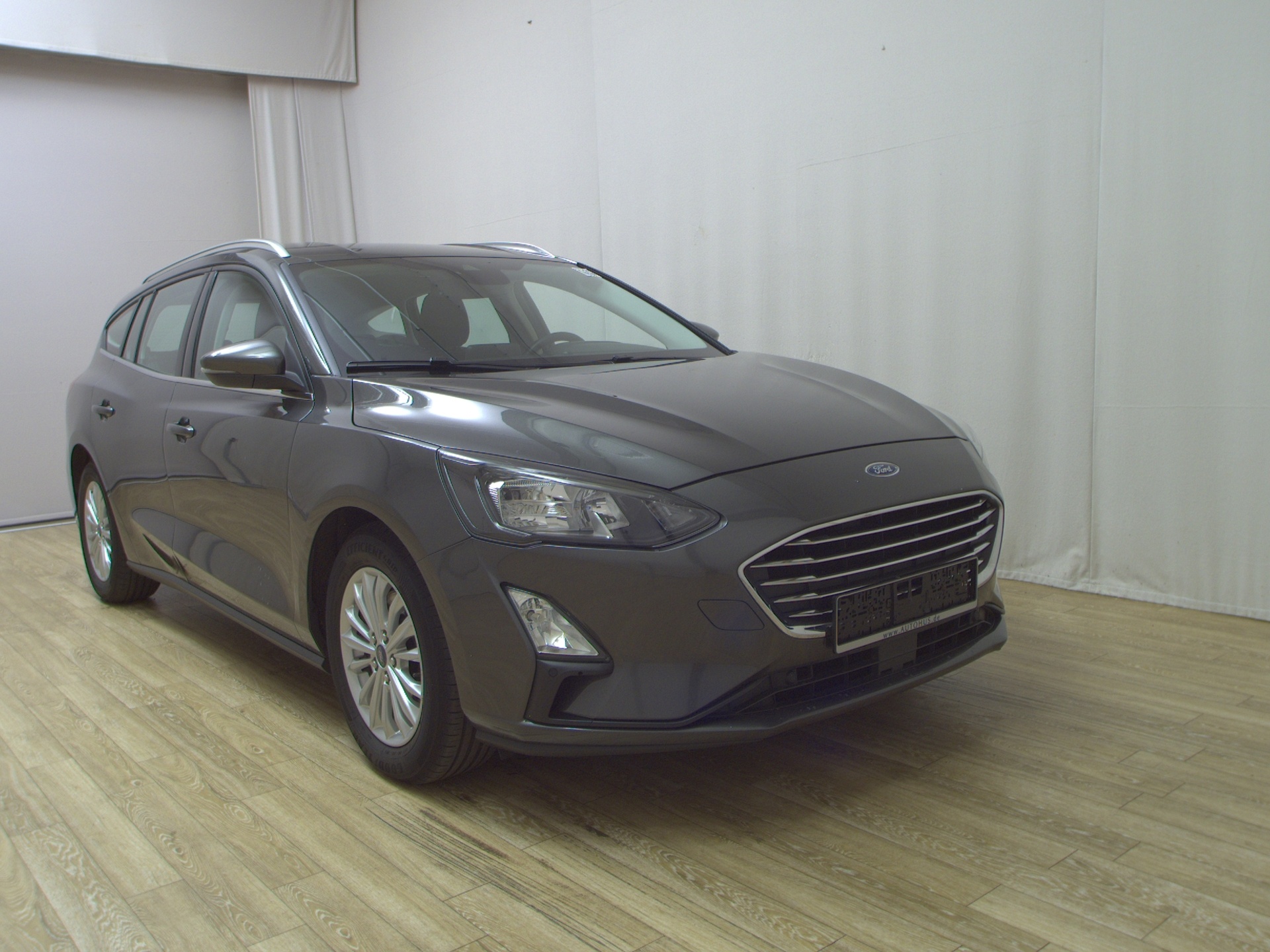 Ford Focus Turnier 1.5 EB Titanium NAVI KLIMAAUT SHZ RFK LED 3