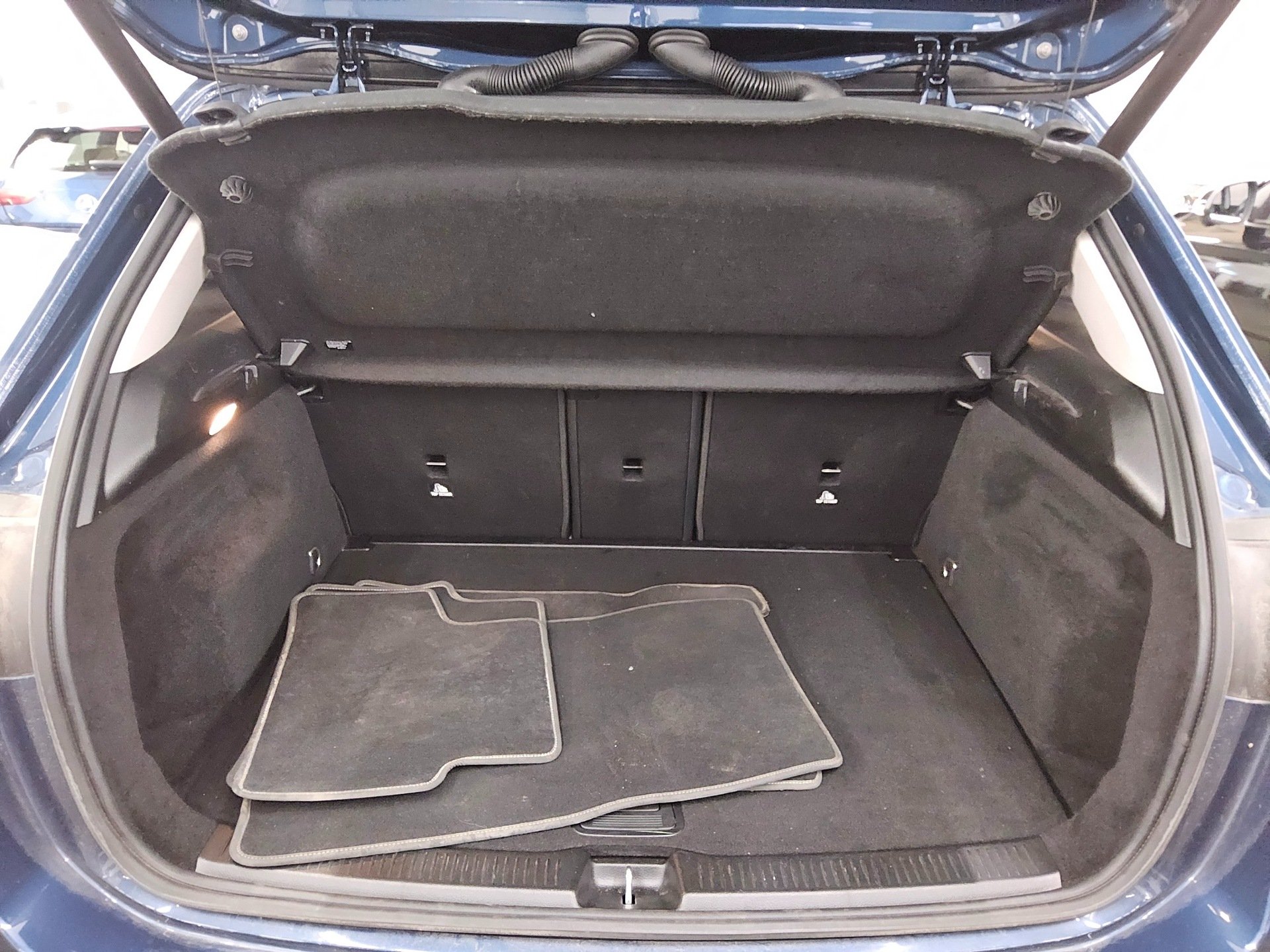Mercedes-Benz B 200 d Navi LED el. Heckklappe AHK RFK 12