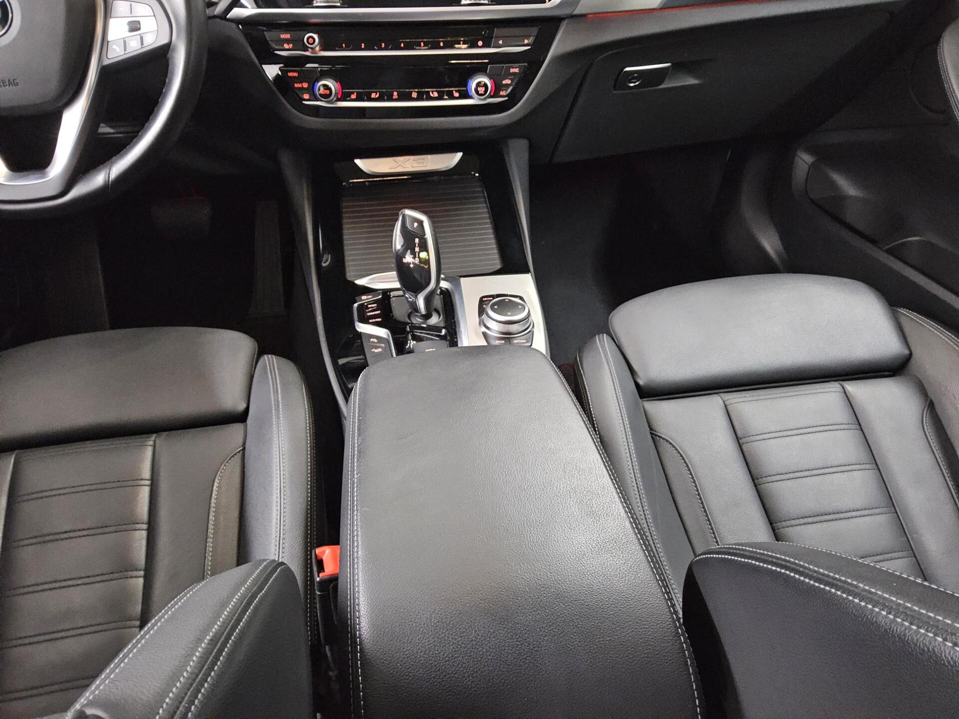 BMW X3 xDrive20i X-Line T-Leder Navi LED HuD HiFi 6