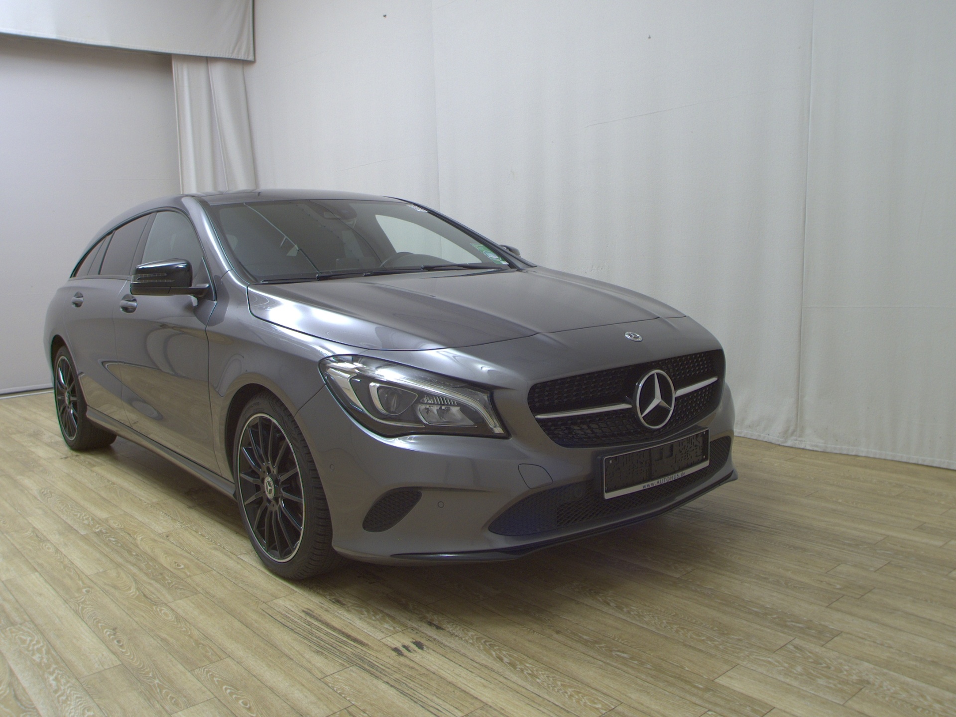 Mercedes-Benz CLA 220 SB 4M Urban Night Navi LED H/K Kamera 3