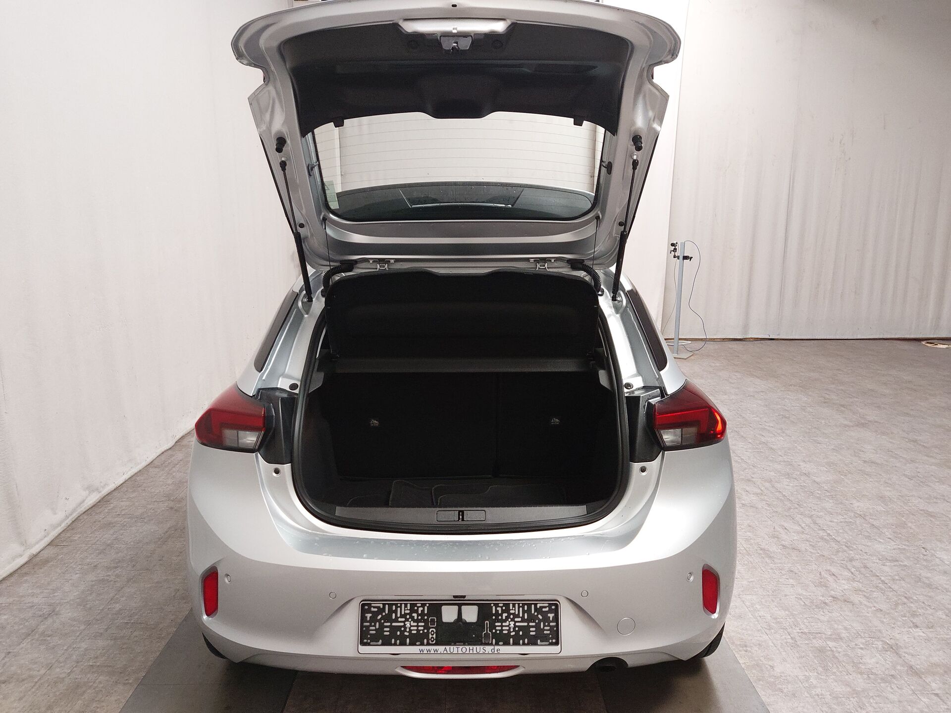 Opel Corsa 1.2 SHZ PDC KLIMA 15