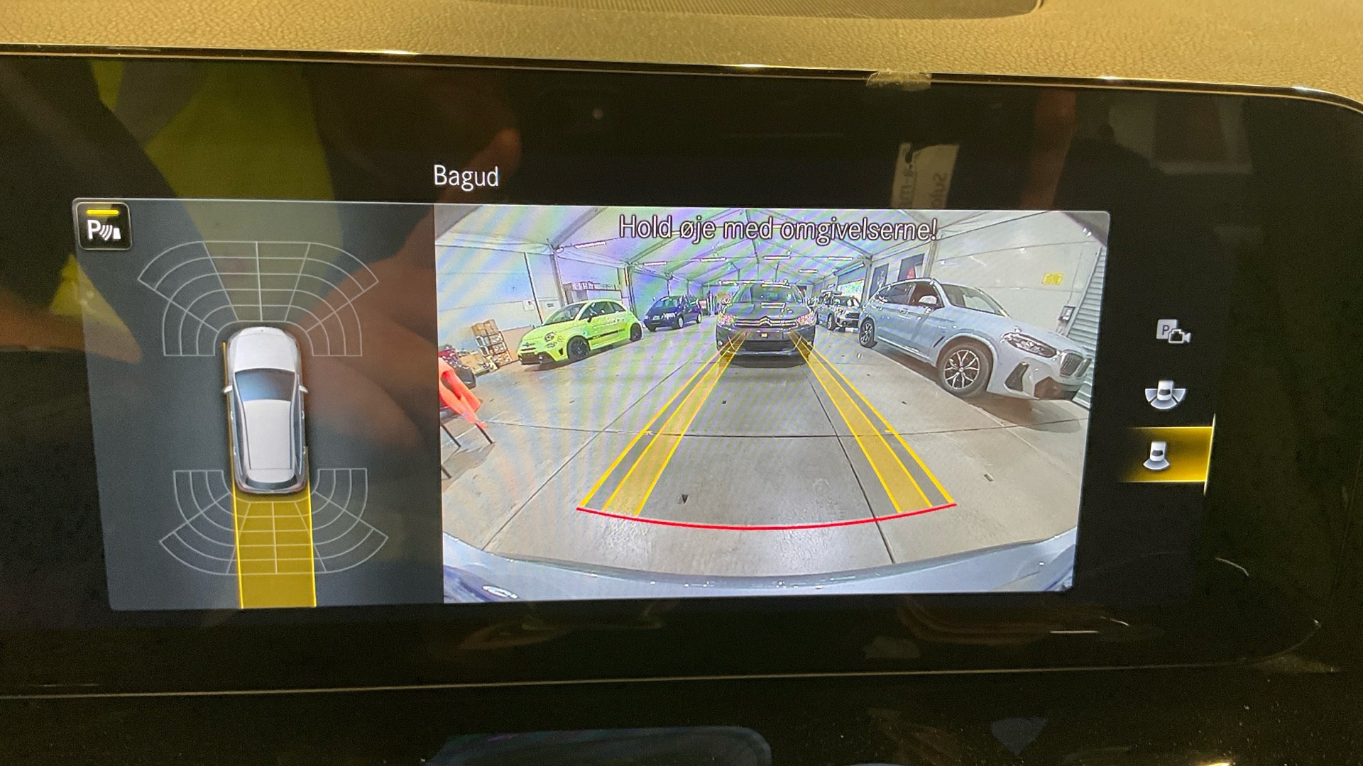 Mercedes-Benz B 200 d AMG-Line T-Leder Navi LED RFK 10