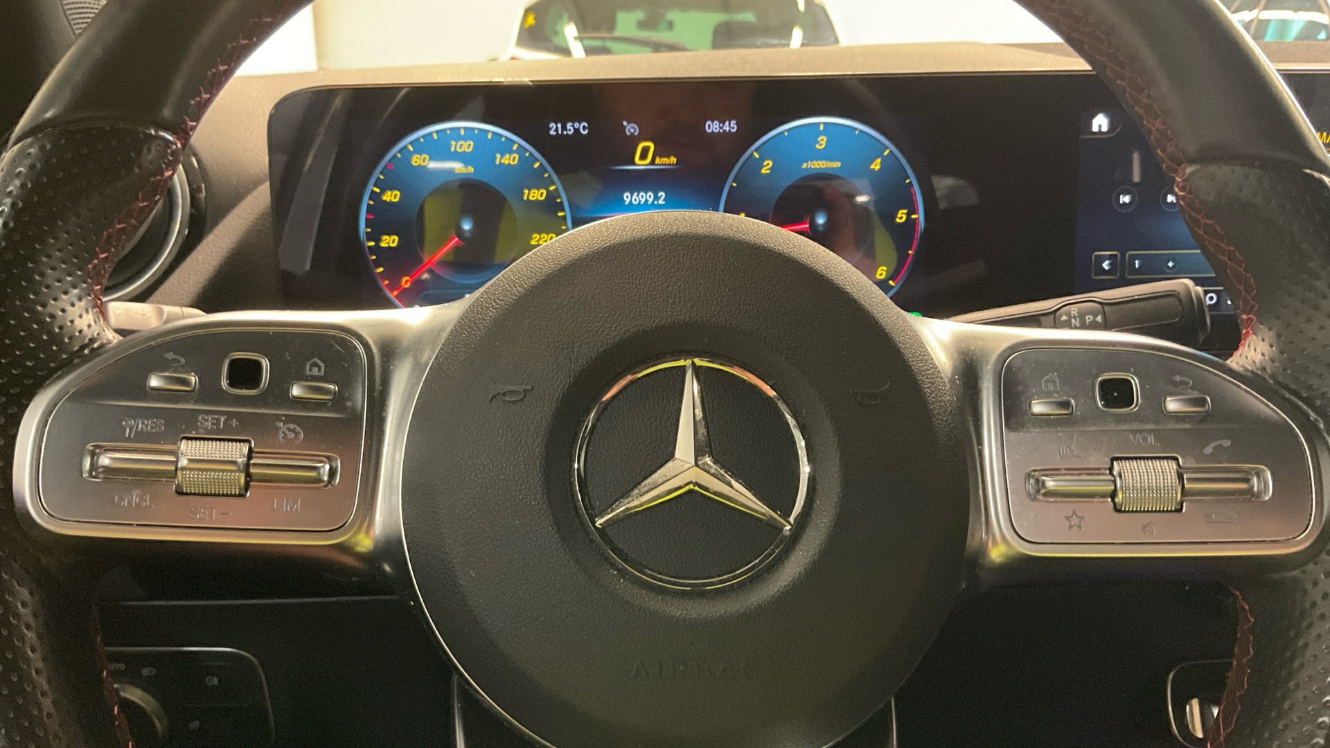 Mercedes-Benz B 200 d AMG-Line T-Leder Navi LED RFK 8