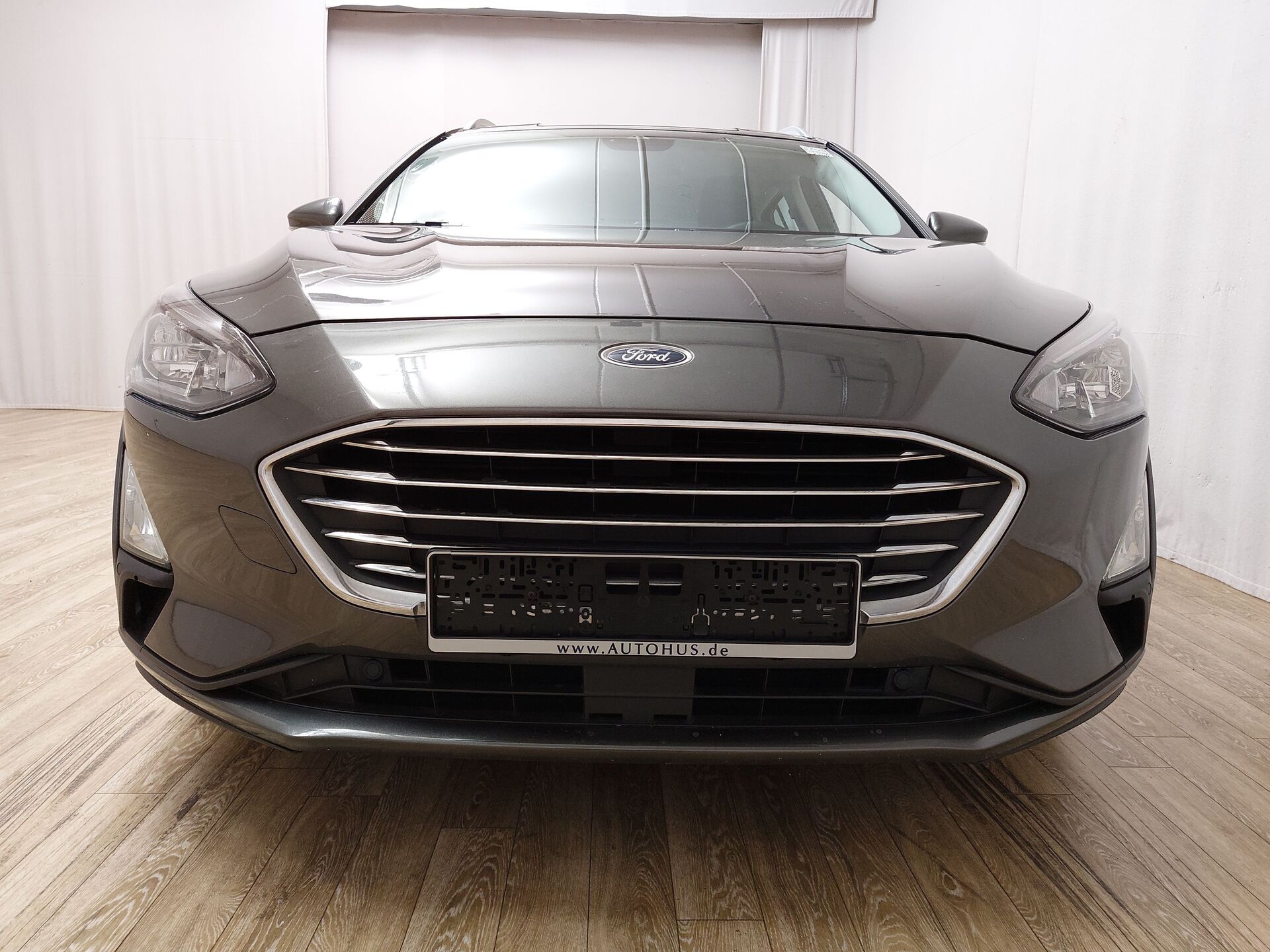 Ford Focus Turnier 1.5 EB Titanium NAVI KLIMAAUT SHZ PDC LED 5