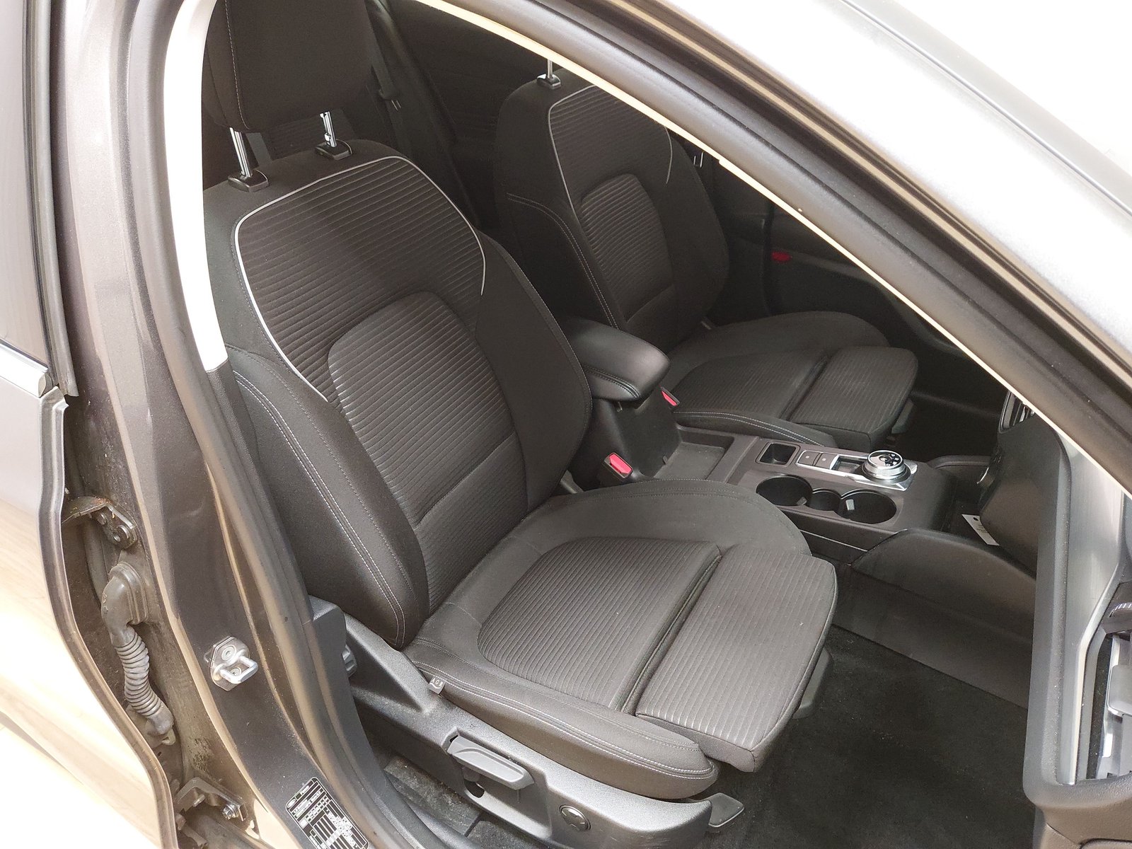 Ford Focus Turnier 1.5 EB Titanium NAVI LED RFK ACC 10