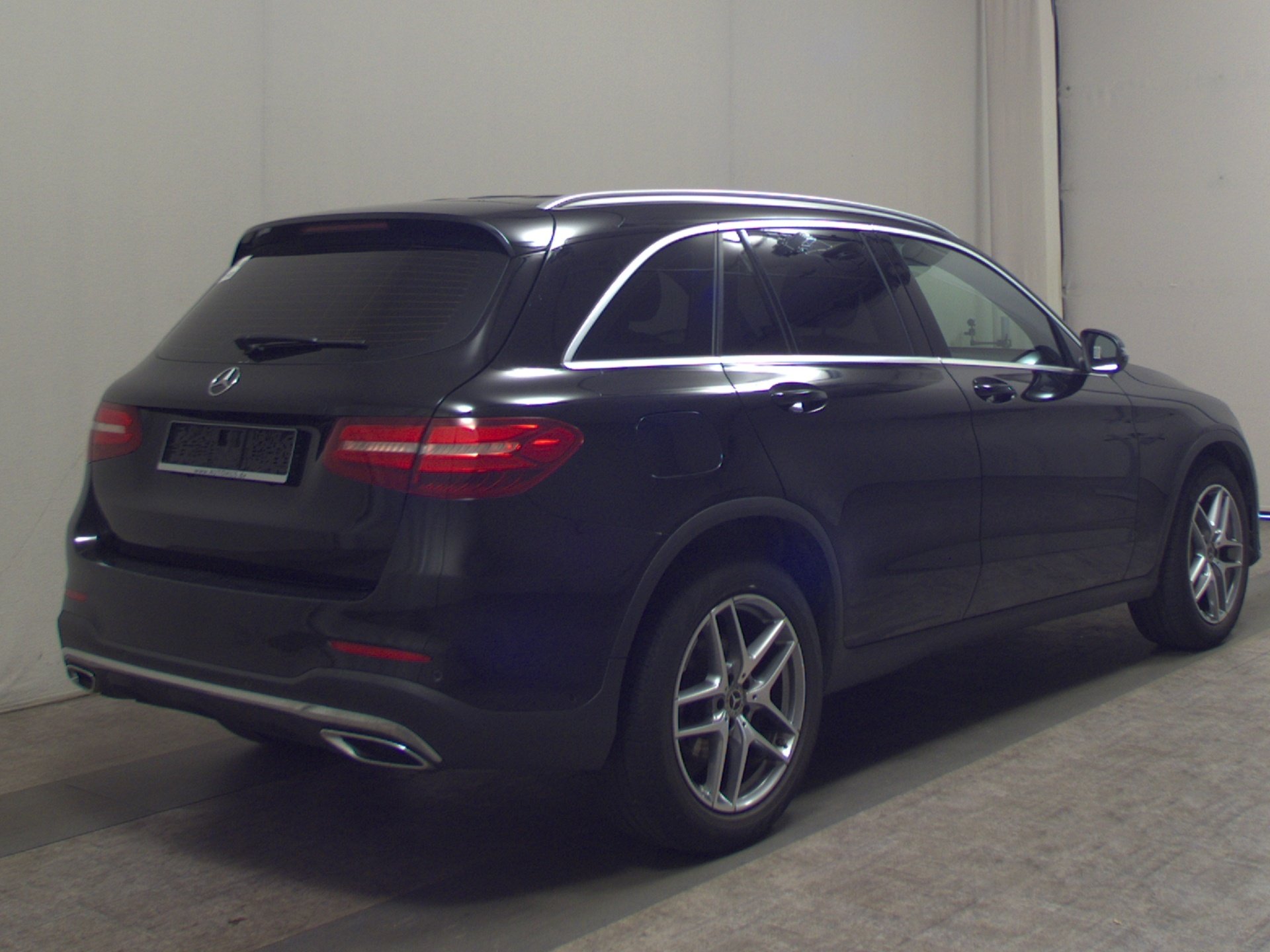 Mercedes-Benz GLC 220 d 4M AMG-Line Navi LED RfK Ambiente Shz 4
