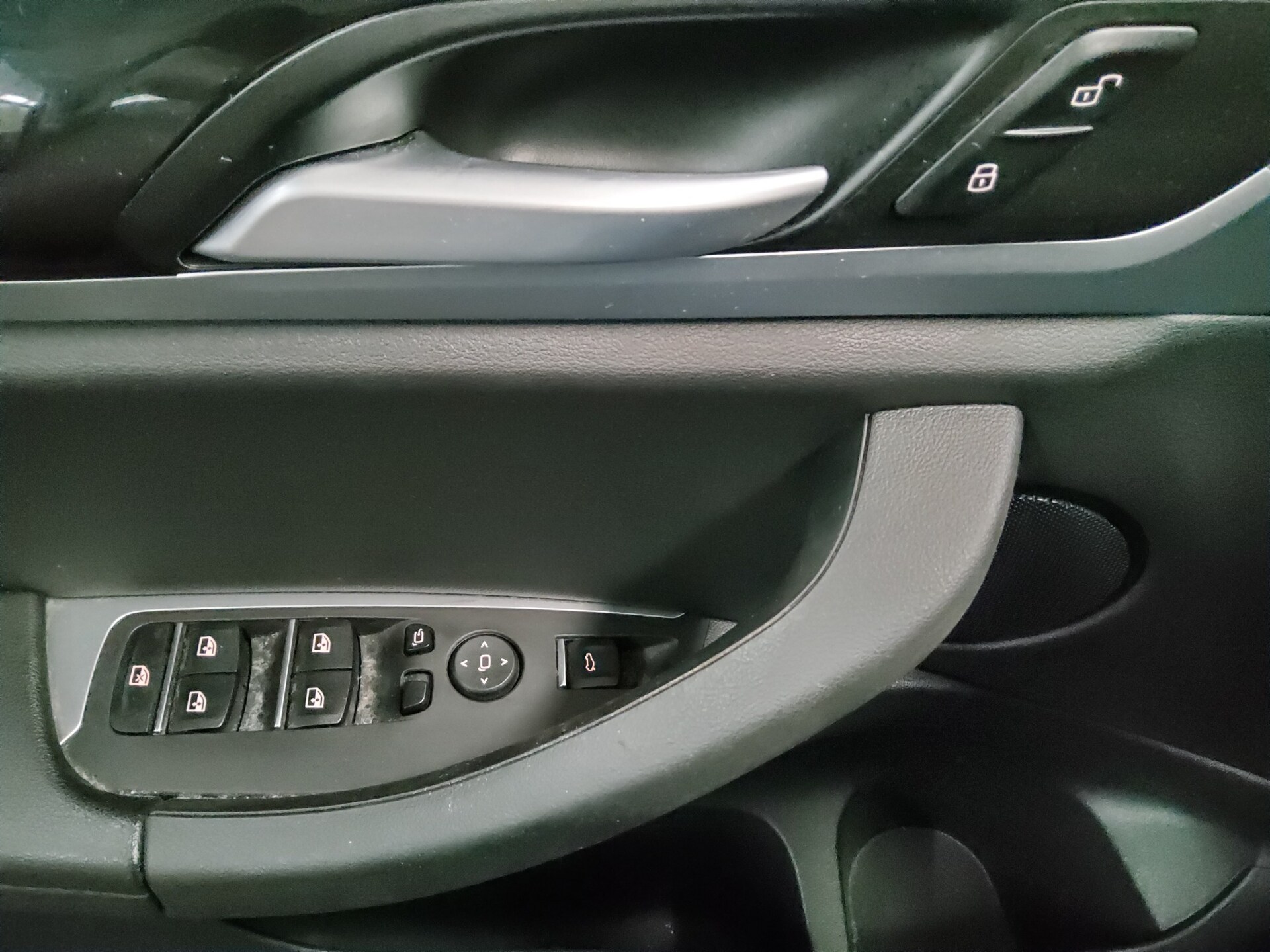 BMW X3 xDrive20d Navi LED LC+ Leder Kamera 10