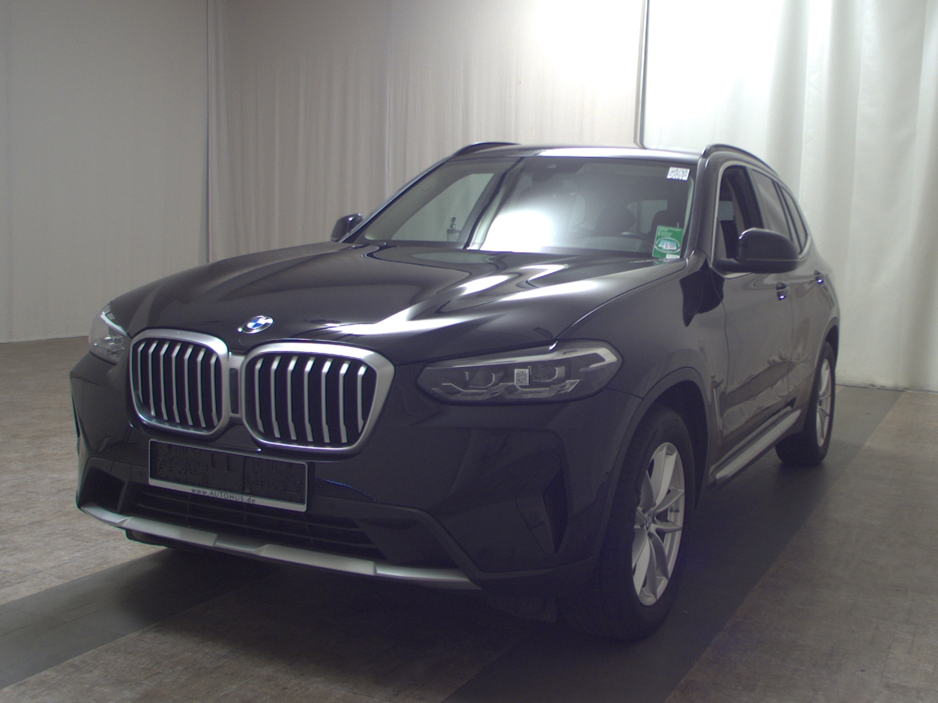 BMW X3 xDrive20d Navi LED LC+ Leder Kamera 2
