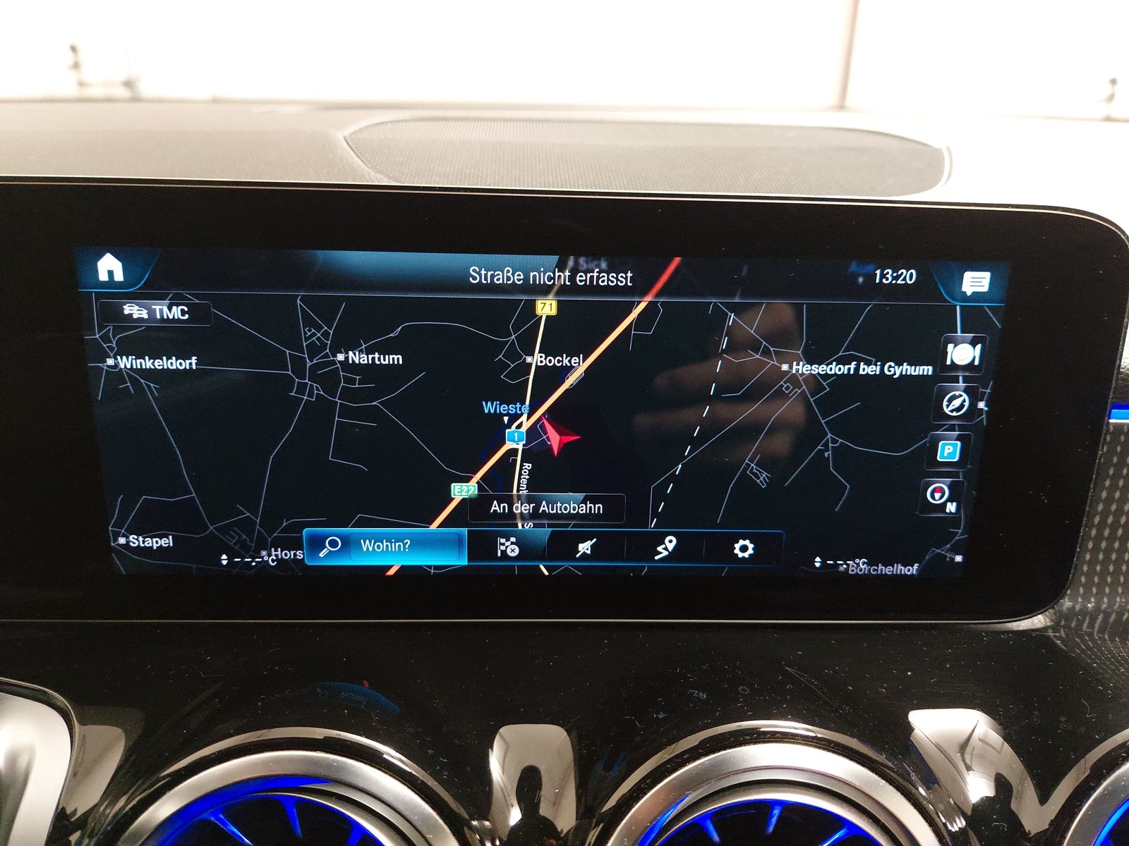 Mercedes-Benz MB GLB 200 d Progressive T-Leder Navi LED RFK 18