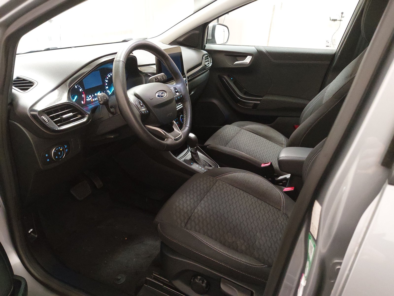 Ford Puma 1.0 EB Titanium Navi LED RFK 6