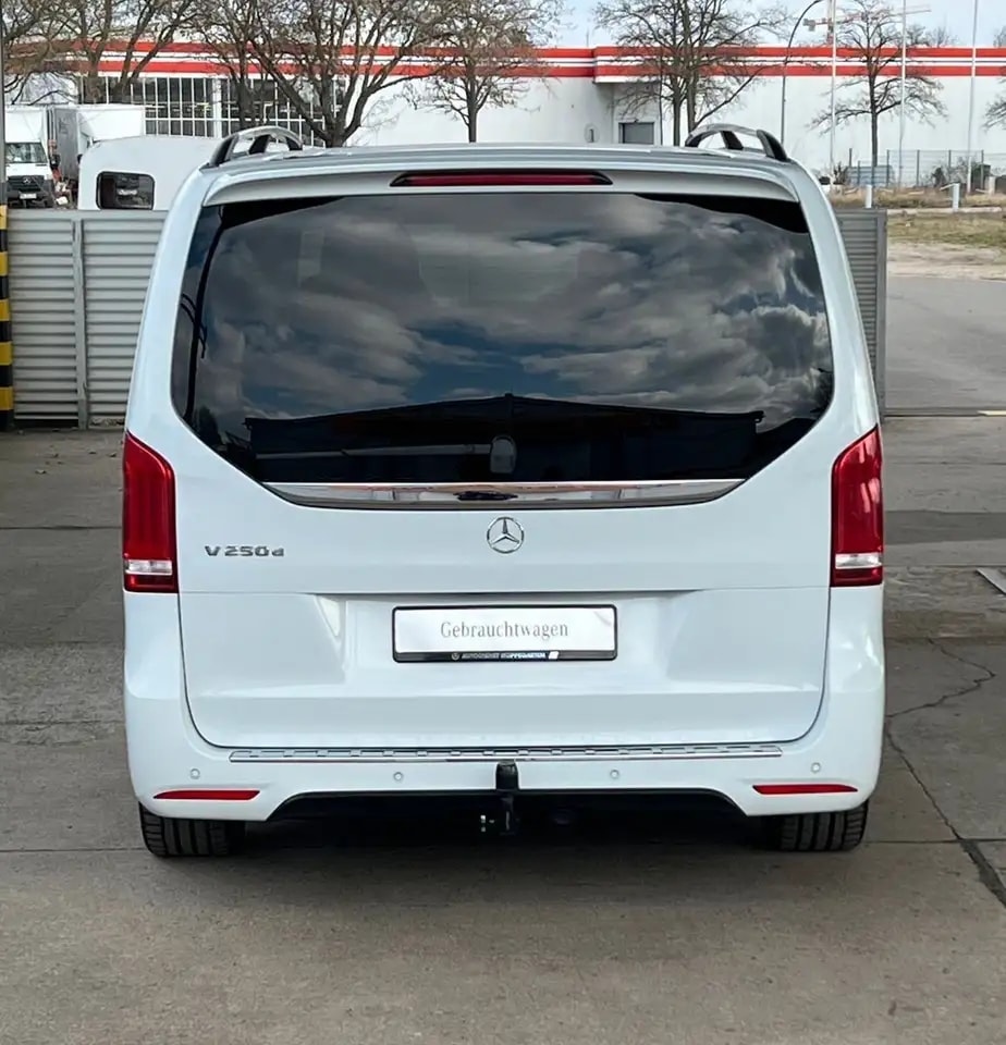 Mercedes-Benz V 250 V250d EXTRALANG AMG-LINE EL.TÜREN TISCH AHK 360° 7