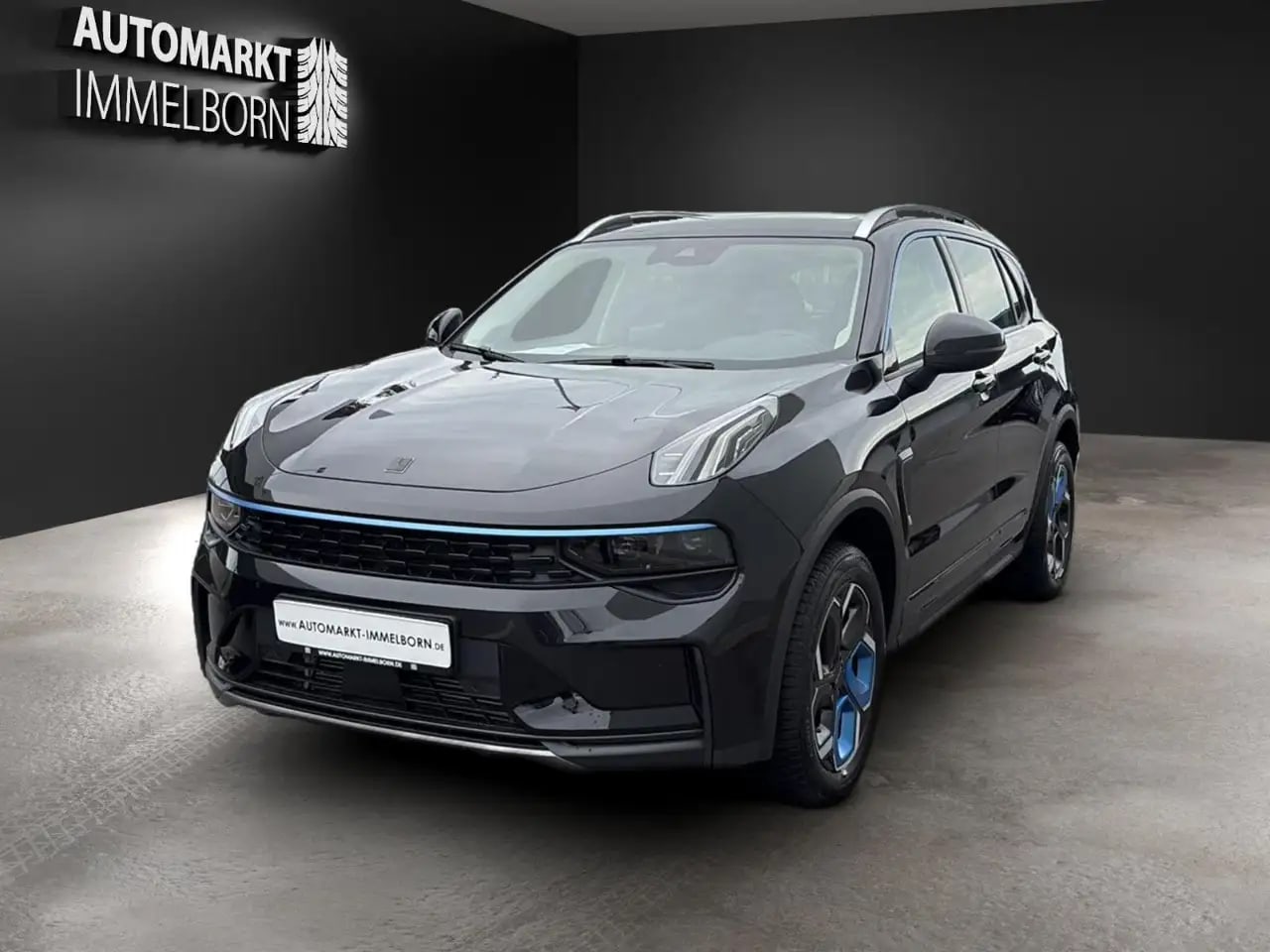 Lynk & Co 01 Lynk&Co Pano*LED*Navi*ACC*VZ*TW*Spur*18*Cplay 3