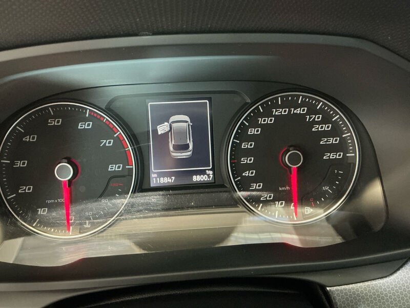 Seat Leon Sportstourer 1.0 TSI Reference KLIMAAUT SHZ LED SPURHALTE KEYLESS 7