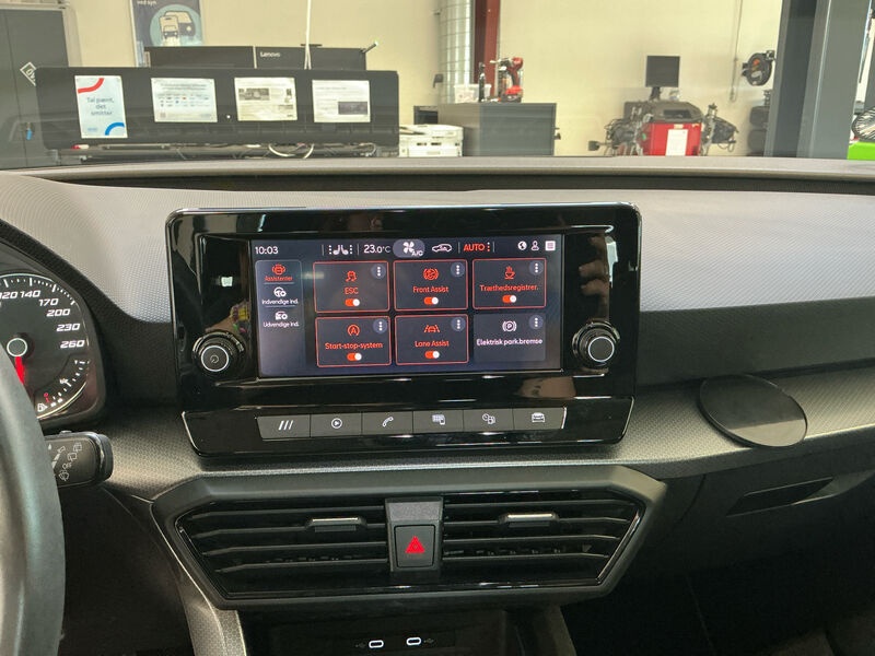 Seat Leon Sportstourer 1.0 TSI Reference KLIMAAUT SHZ LED SPURHALTE KEYLESS 8