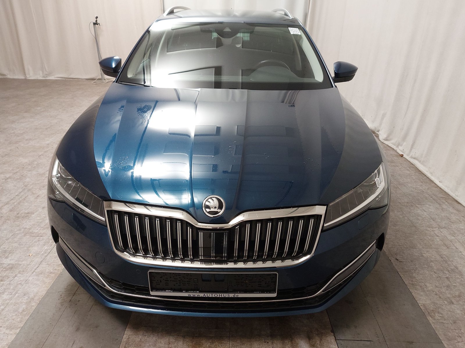 Skoda Superb Kombi 2.0 TDI Style RFK 9