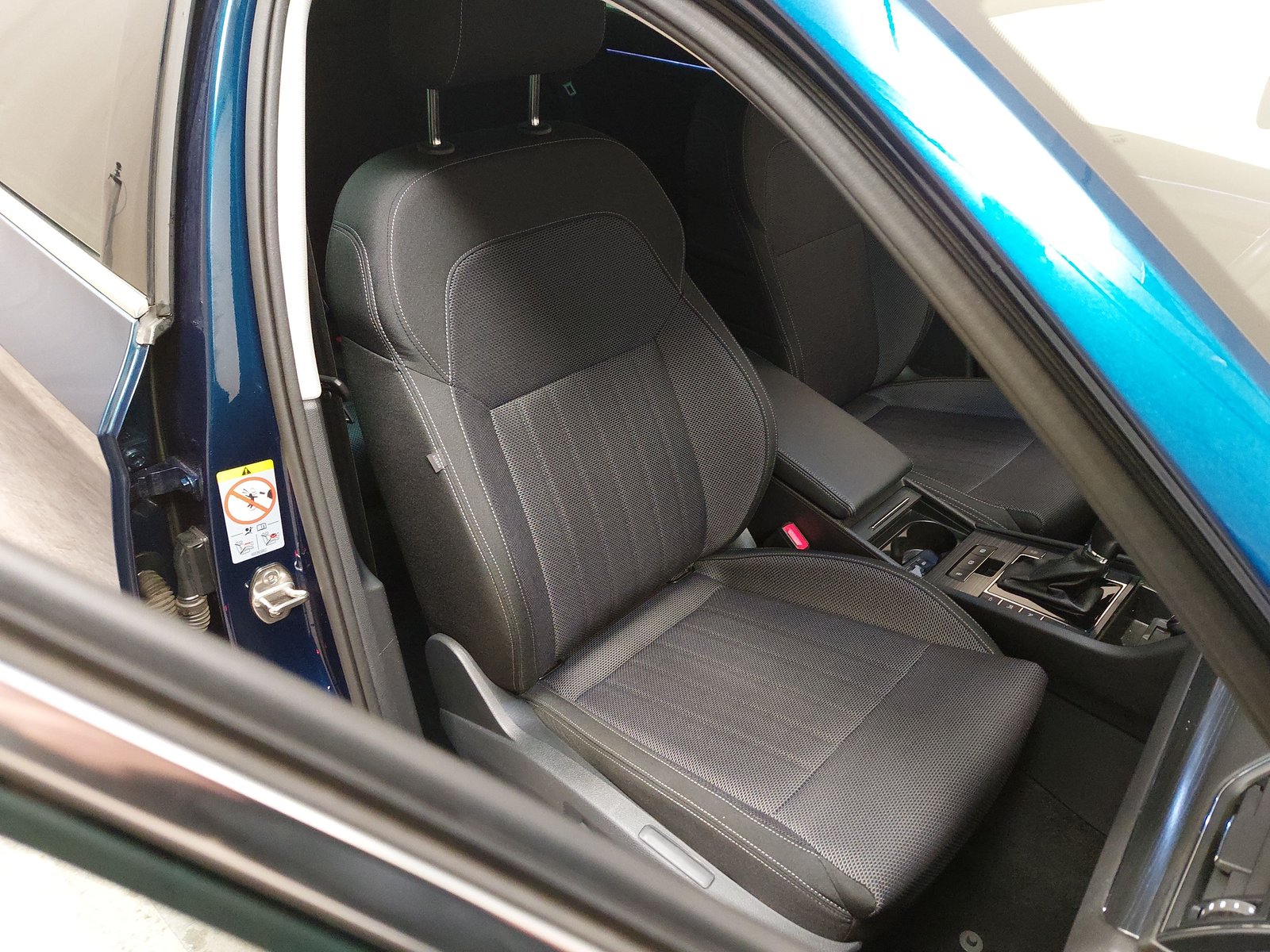 Skoda Superb Kombi 2.0 TDI Style RFK 10