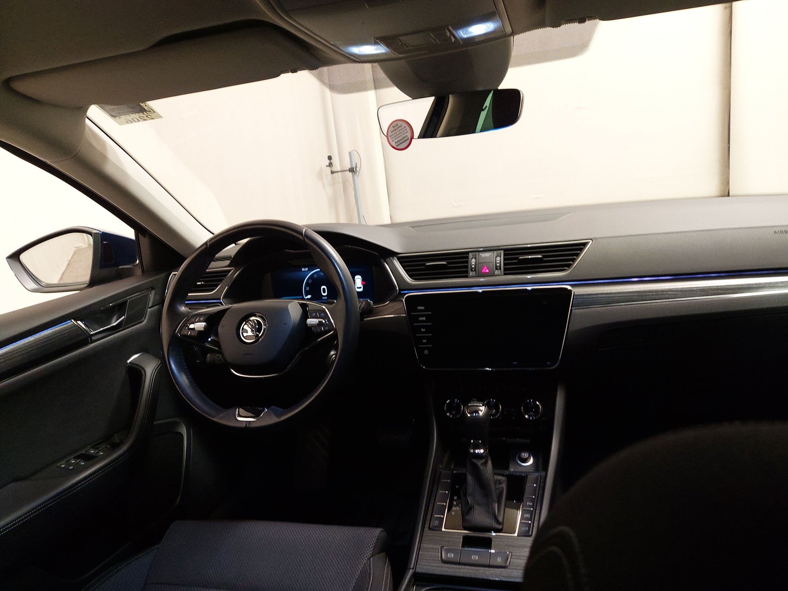 Skoda Superb Kombi 2.0 TDI Style RFK 19