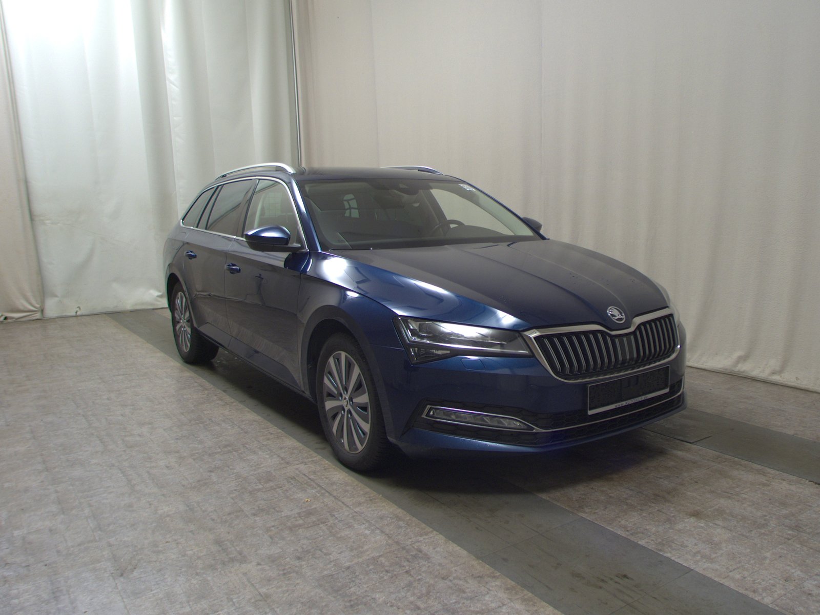 Skoda Superb Kombi 2.0 TDI Style RFK 3