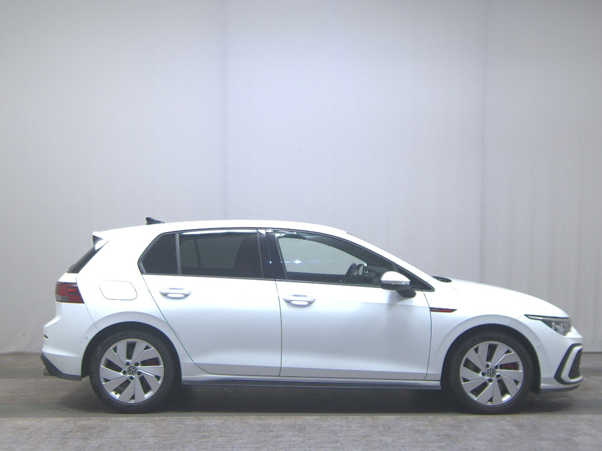 Volkswagen Golf-8 2.0 TSI GTI LED ACC DC Shz