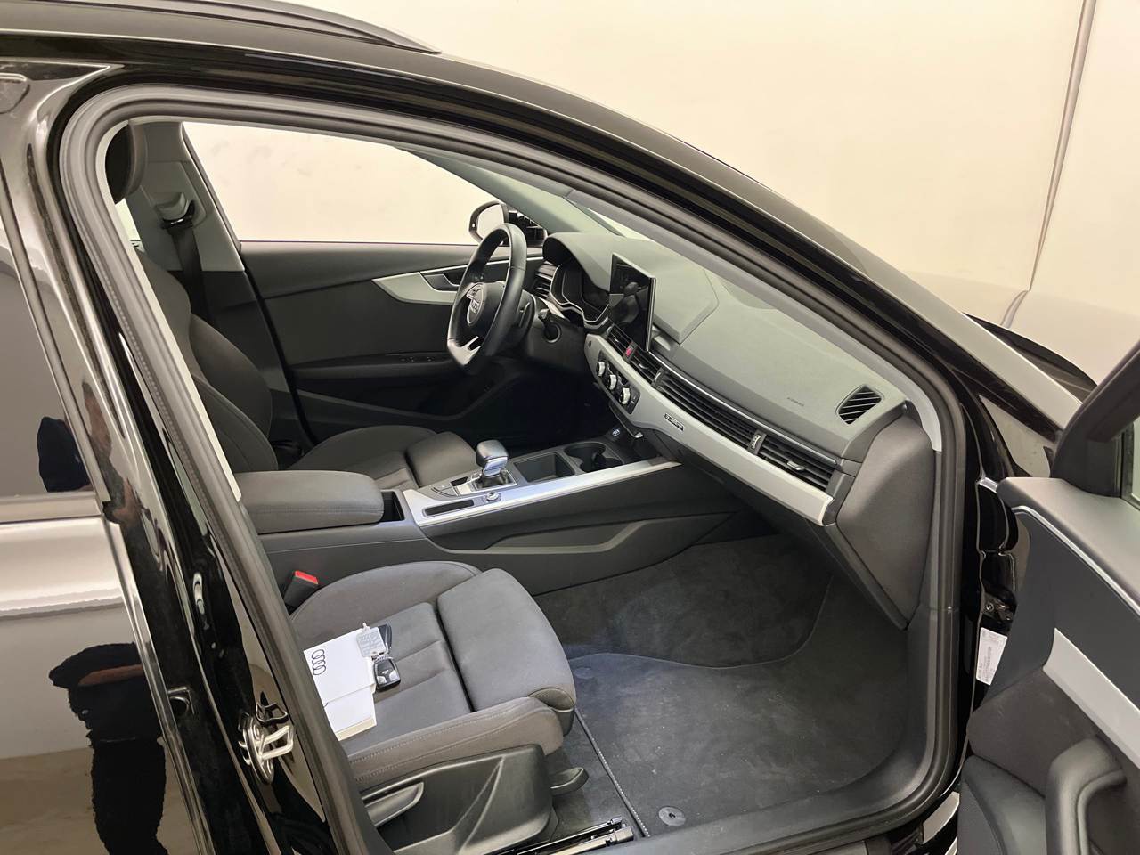 Audi A4 Avant 40 TDI Qu. RFK 6