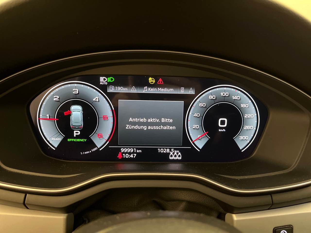Audi A4 Avant 40 TDI Qu. RFK 8