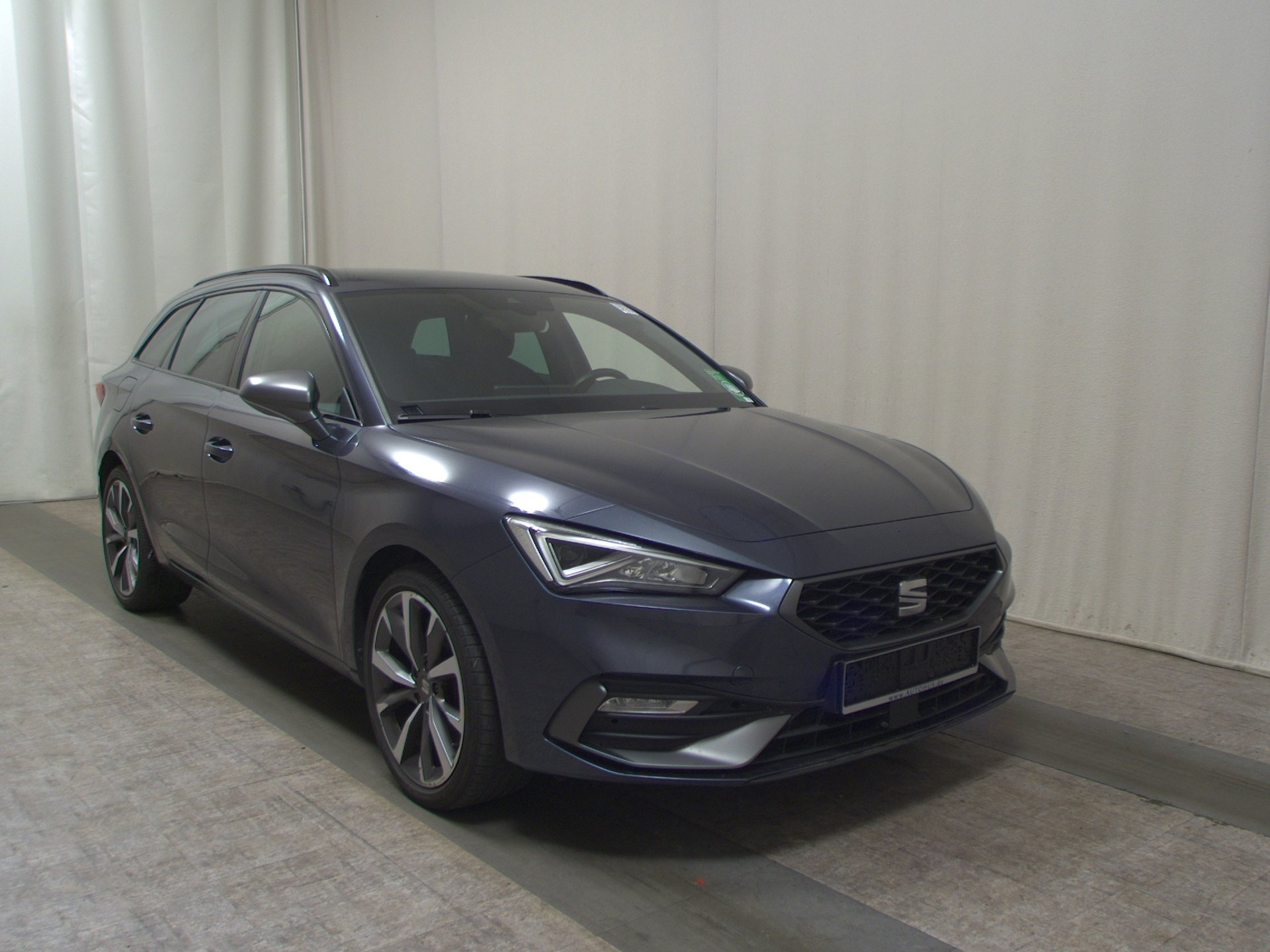 Seat Leon ST 2.0 TDI FR-Line Navi LED vc RFK 3