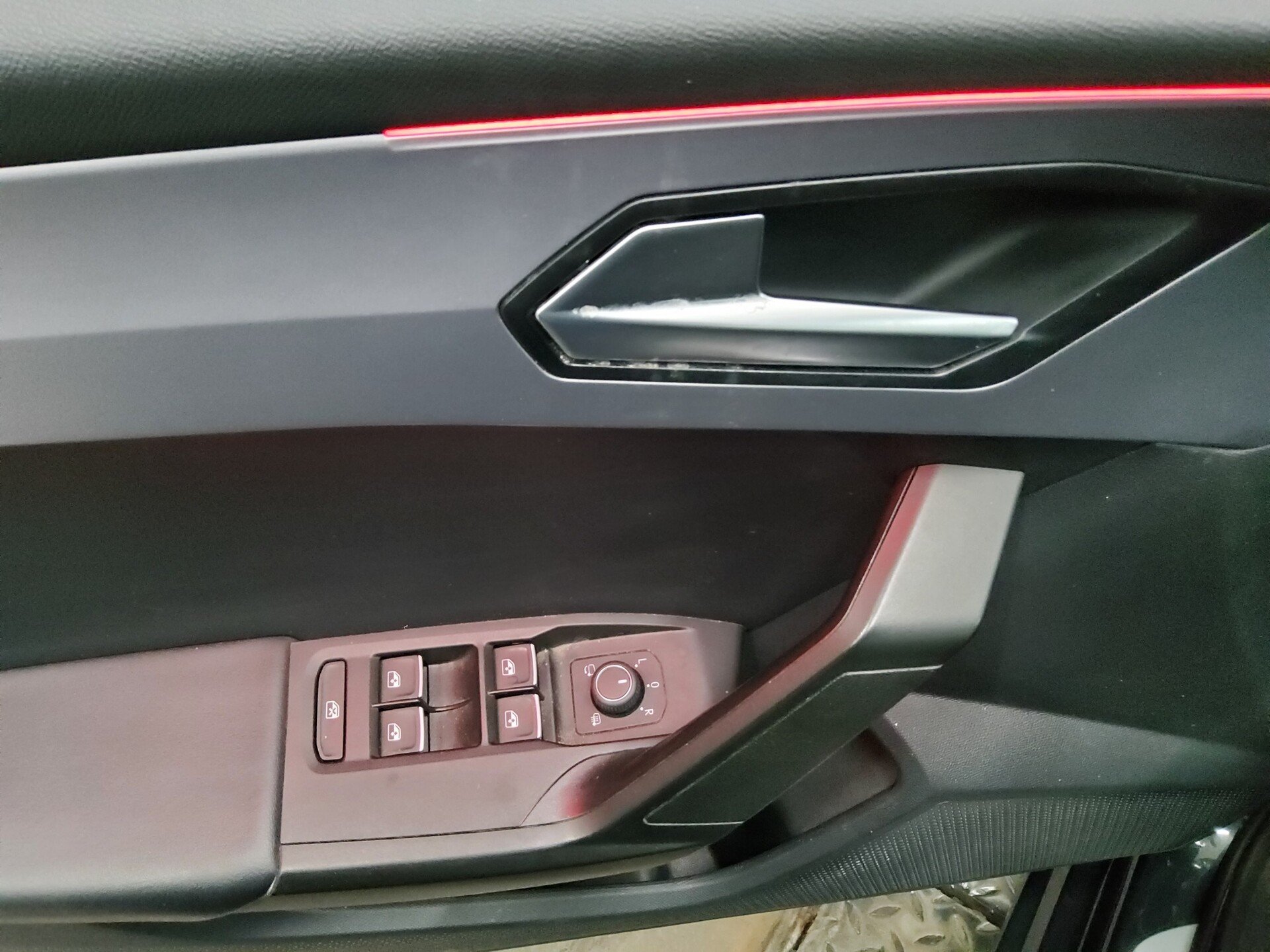 Seat Leon ST 2.0 TDI FR-Line Navi LED vc RFK 10