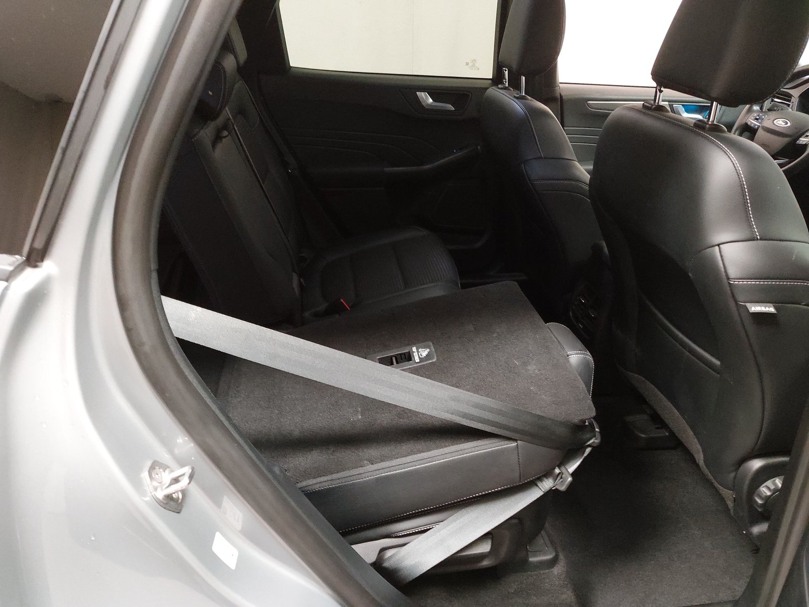 Ford Kuga 2.0 TDCi Titanium X Shz RFK LED 11