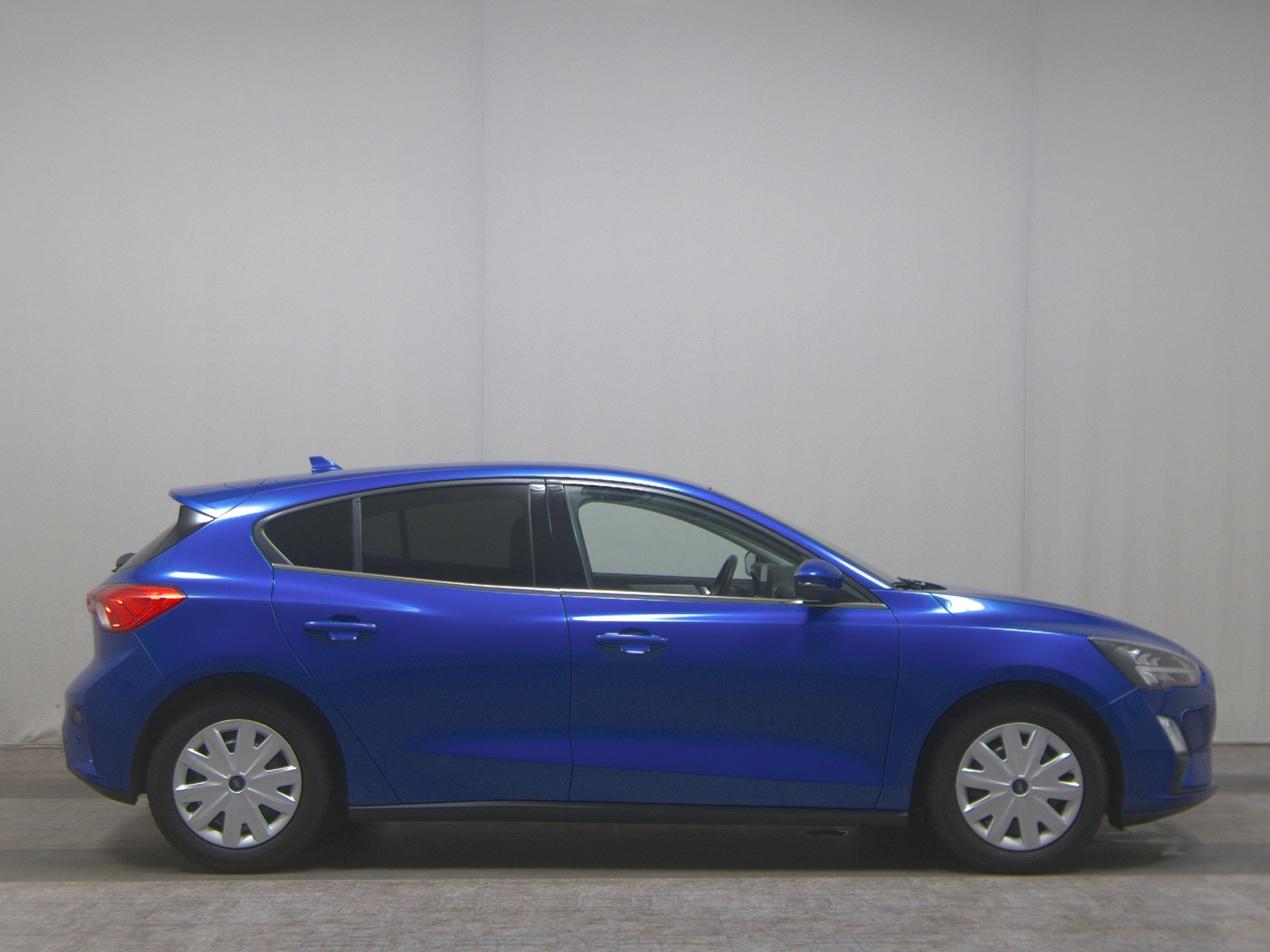 Ford Focus 1.5 EB Cool&Connect Navi LED RfK ACC Shz