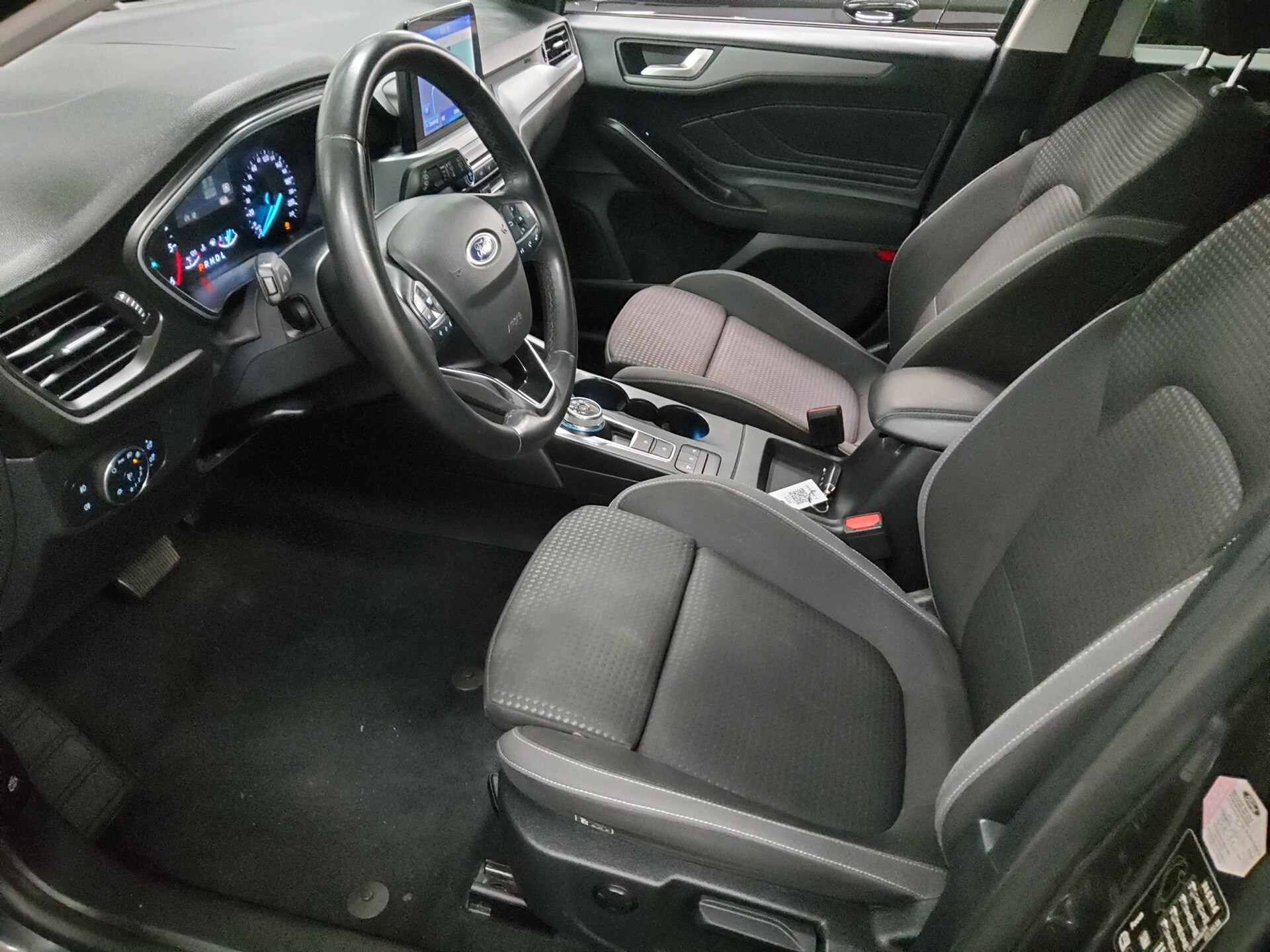 Ford Focus Turnier 1.5 EB Cool&Connect Navi LED RFK 8